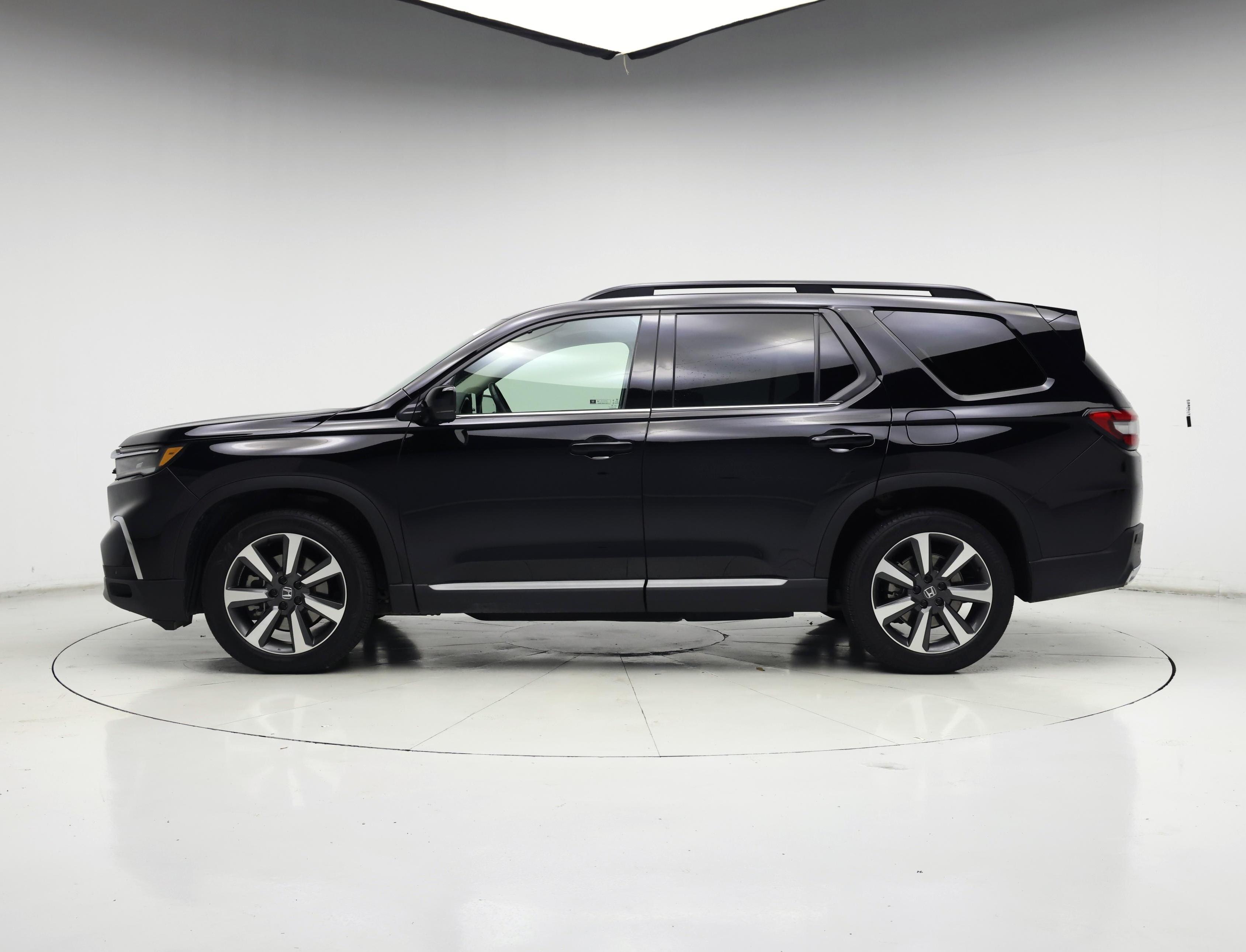 Thumbnail: 2025 Honda Pilot - 3