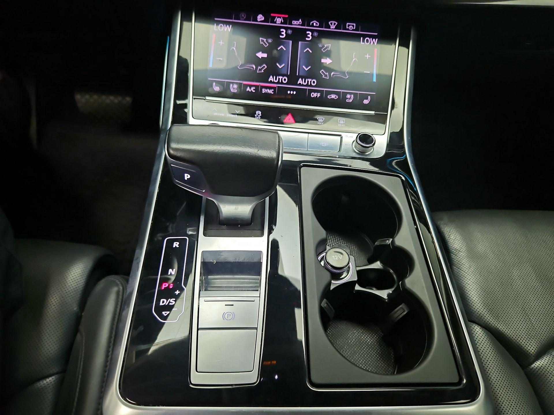 Thumbnail: 2019 Audi Q8 - 17