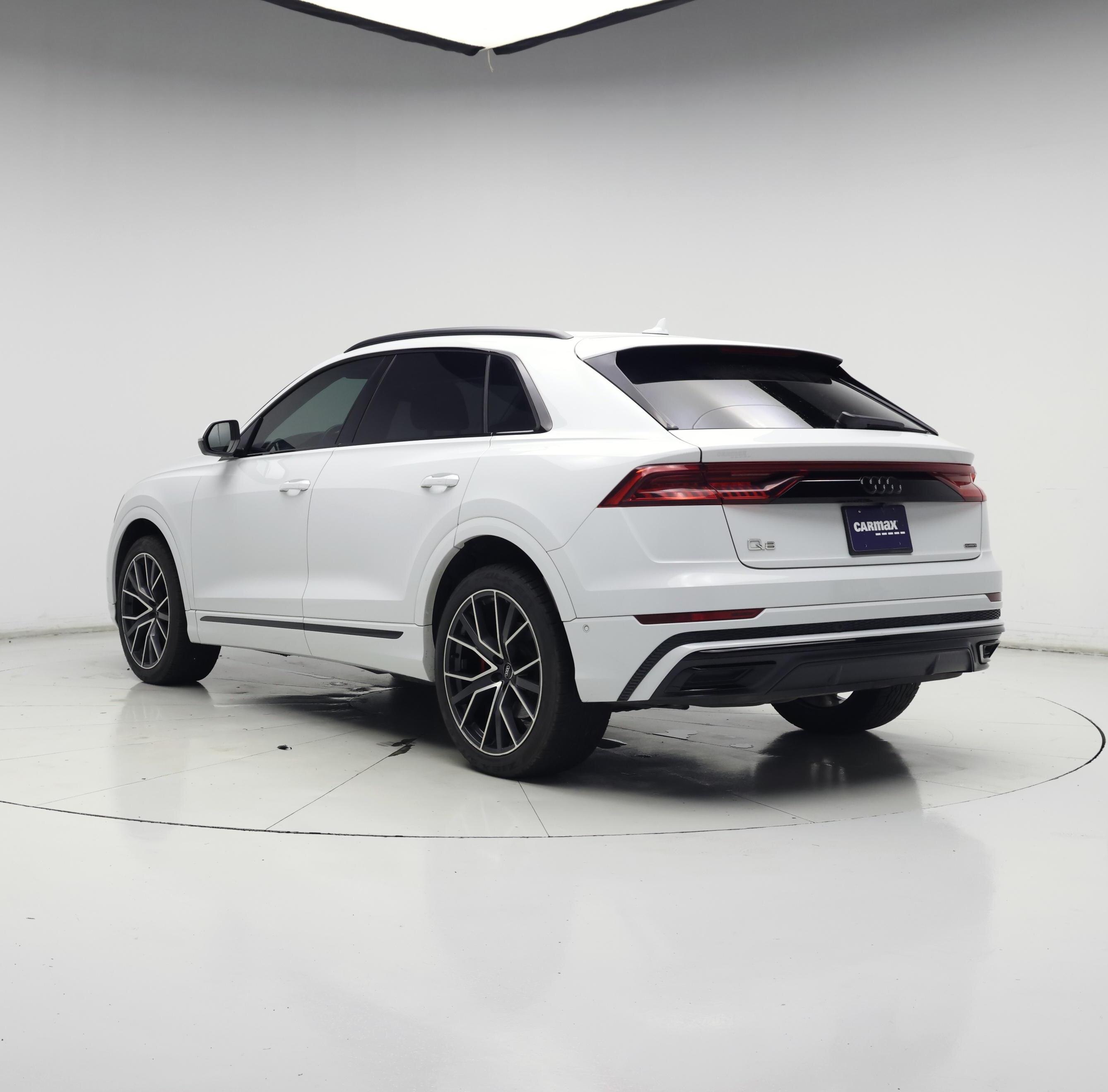 Thumbnail: 2019 Audi Q8 - 2