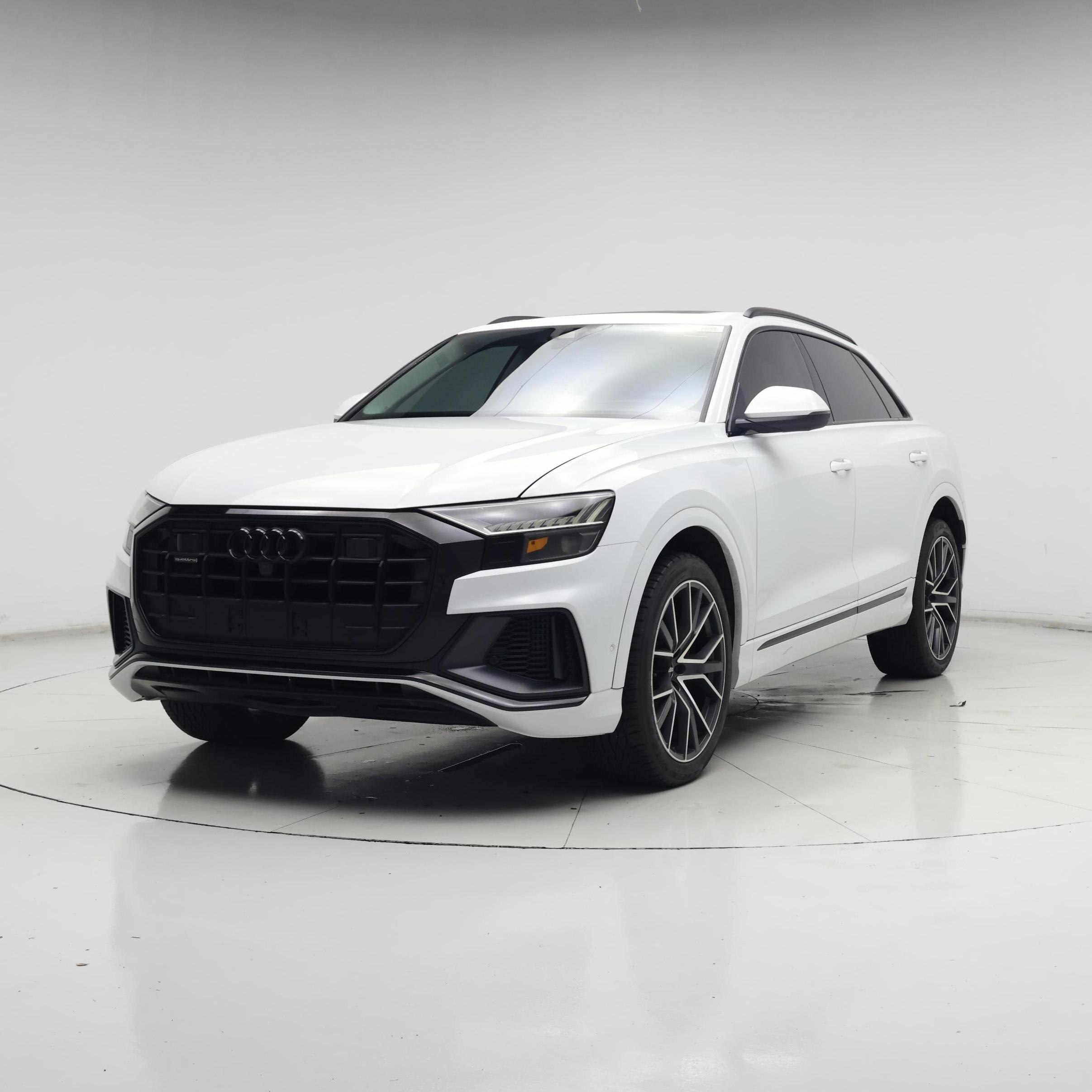 Thumbnail: 2019 Audi Q8 - 4