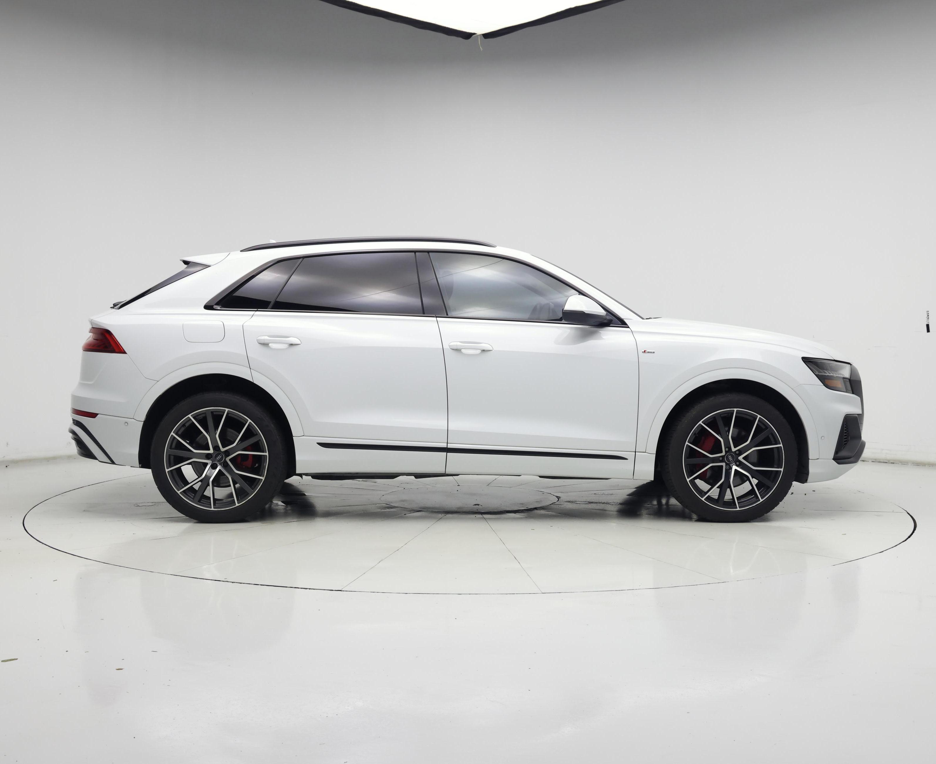 Thumbnail: 2019 Audi Q8 - 7