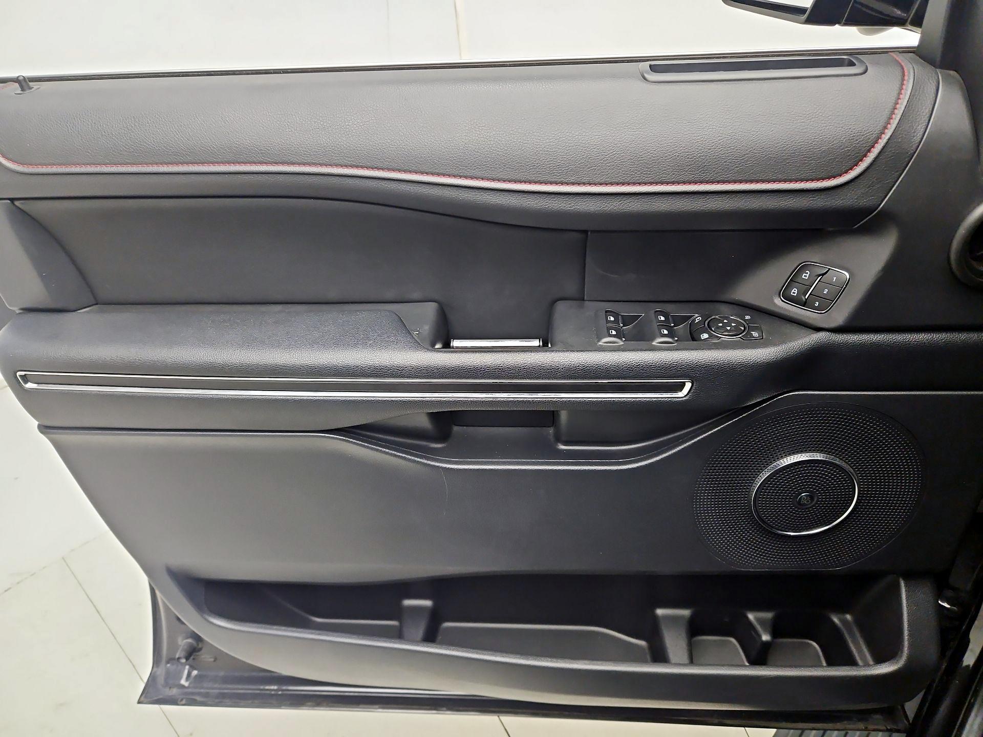 Thumbnail: 2022 Ford Expedition MAX - 12