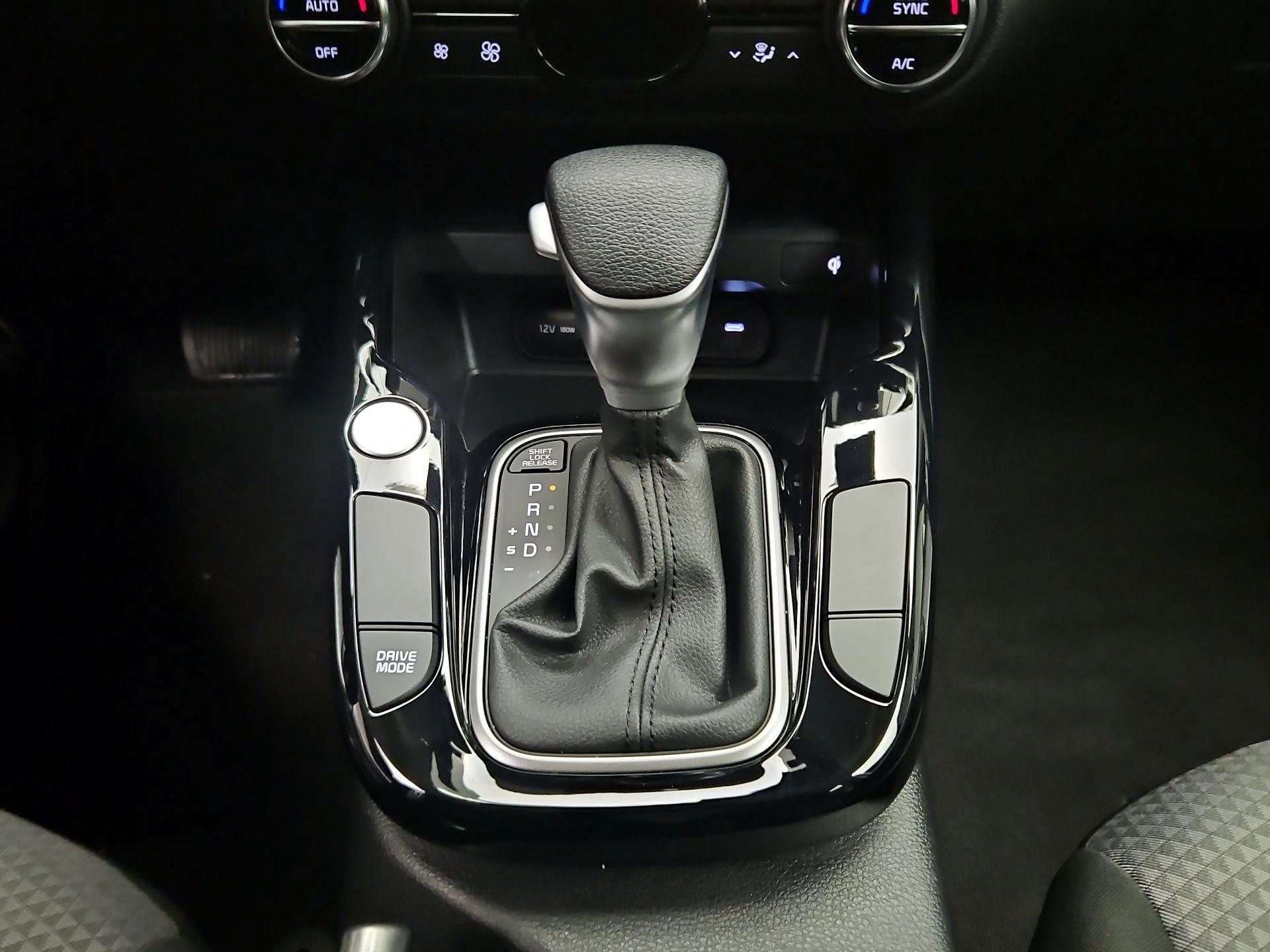 Thumbnail: 2025 Kia Soul - 18