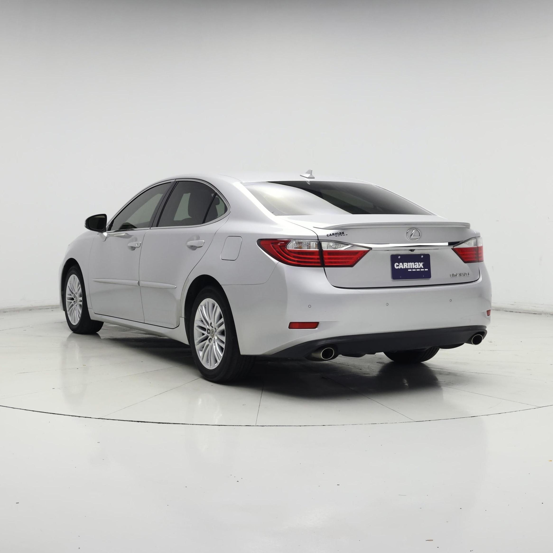 Thumbnail: 2014 Lexus ES - 2