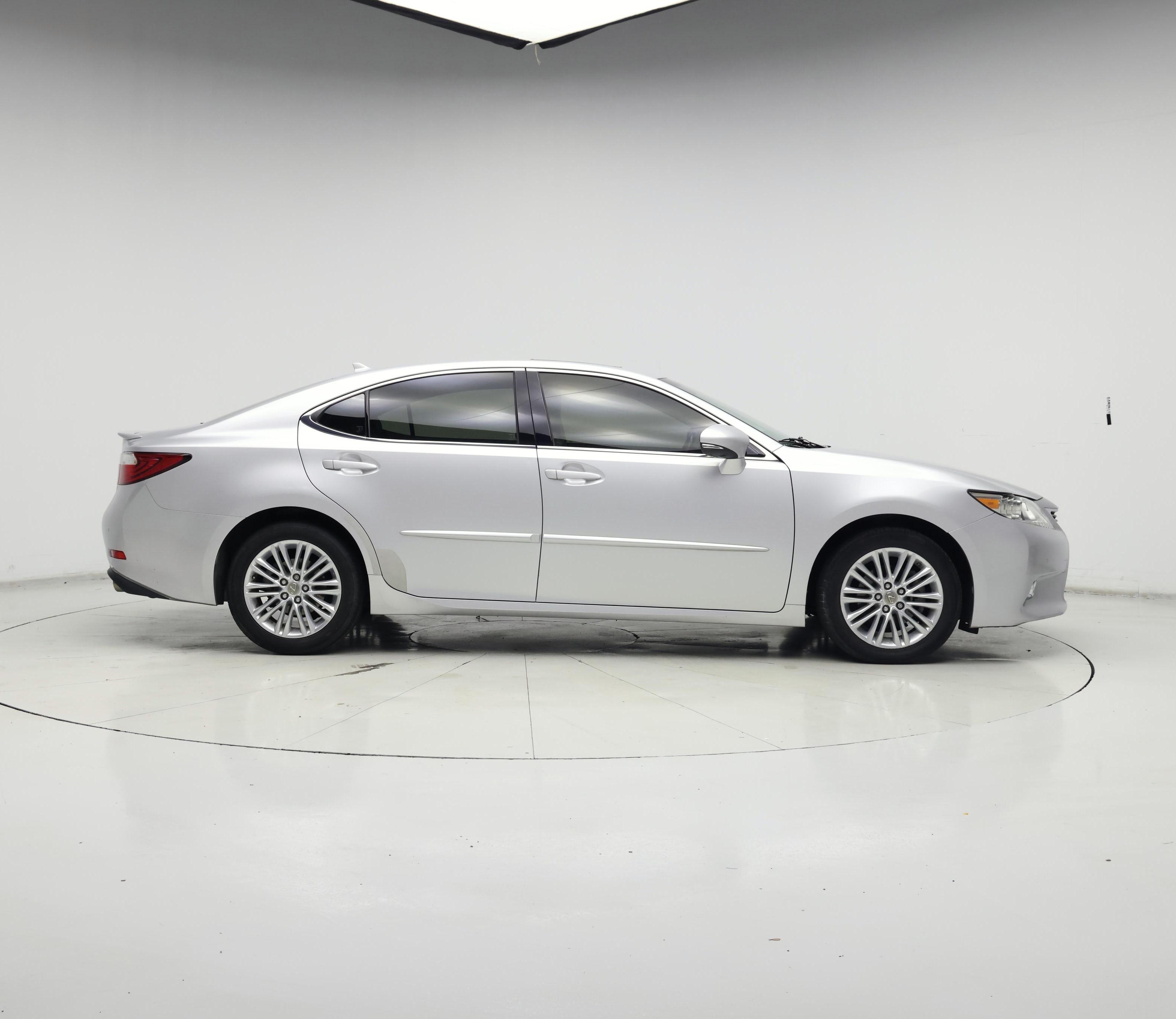 Thumbnail: 2014 Lexus ES - 7