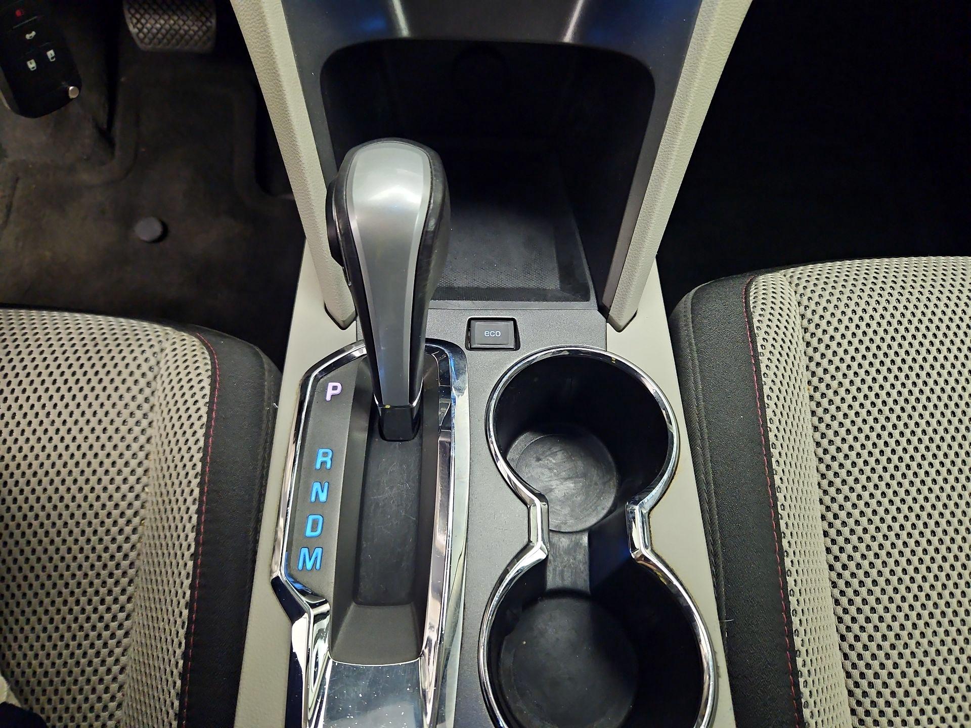 Thumbnail: 2014 Chevrolet Equinox - 16