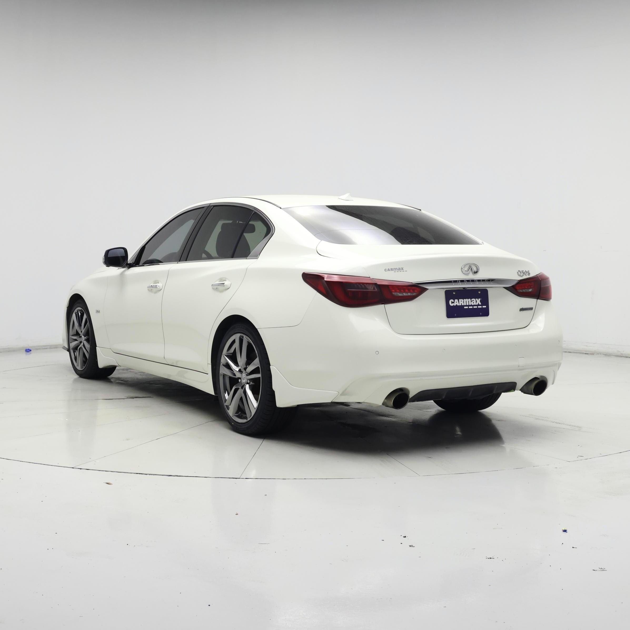 Thumbnail: 2019 INFINITI Q50 - 2