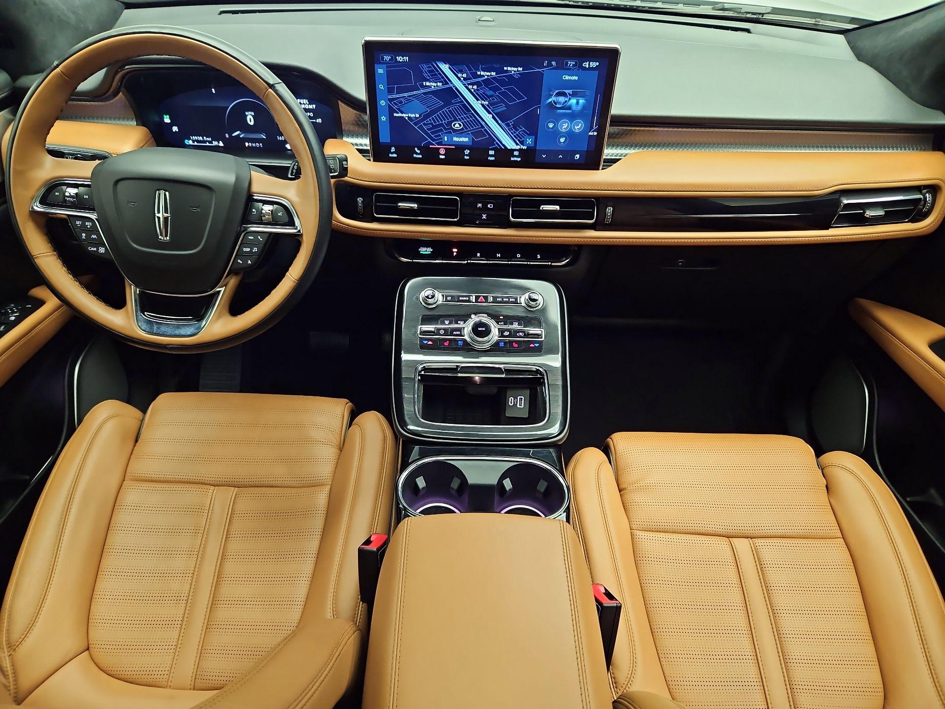 Thumbnail: 2023 Lincoln Nautilus - 9
