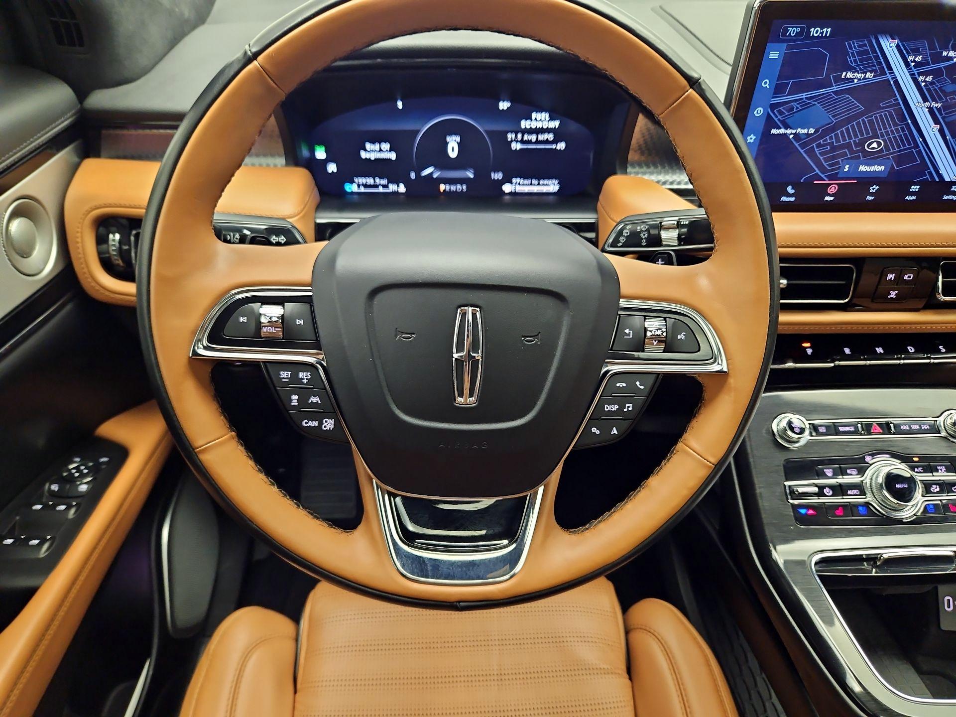 Thumbnail: 2023 Lincoln Nautilus - 10