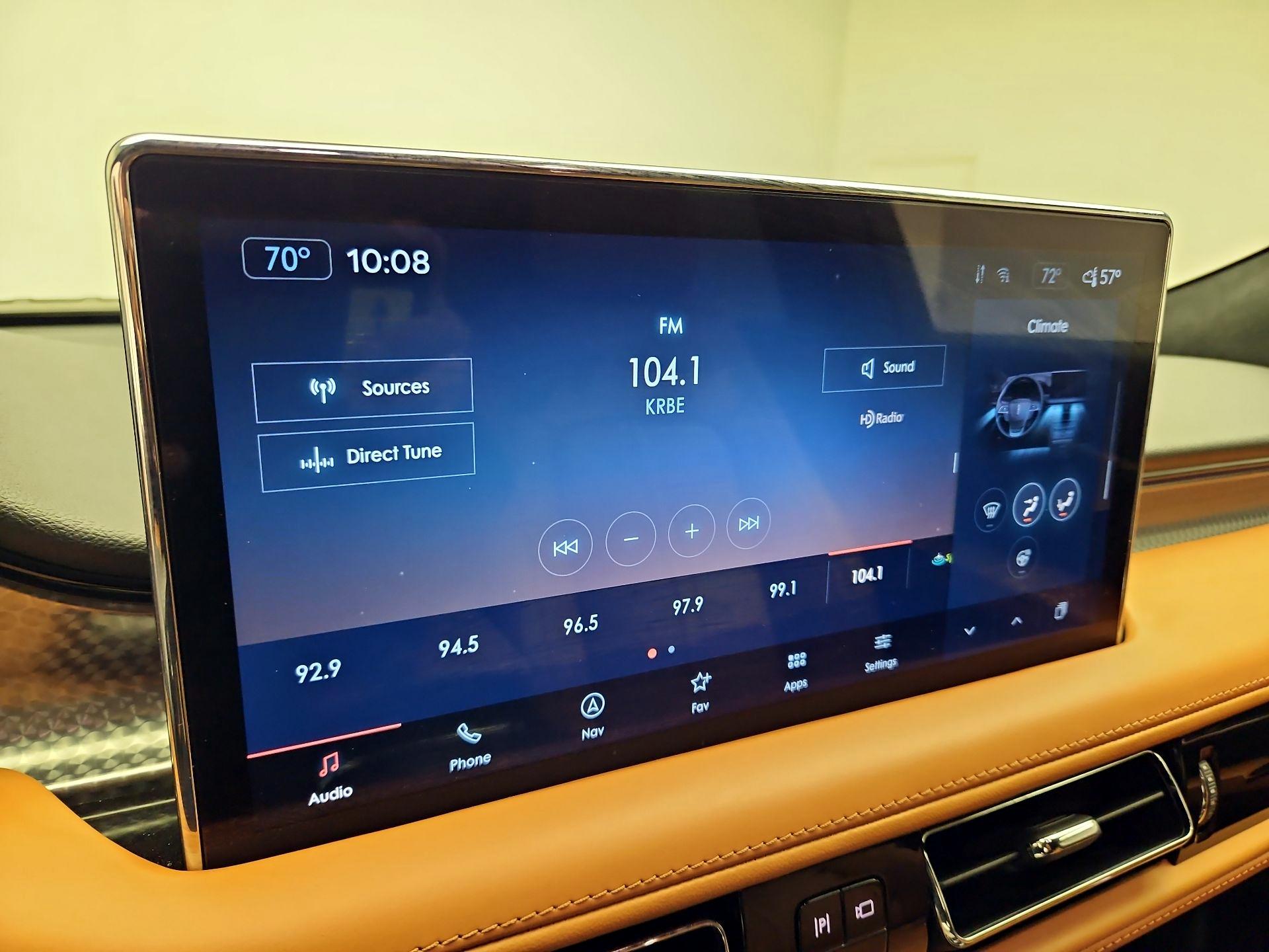 Thumbnail: 2023 Lincoln Nautilus - 16