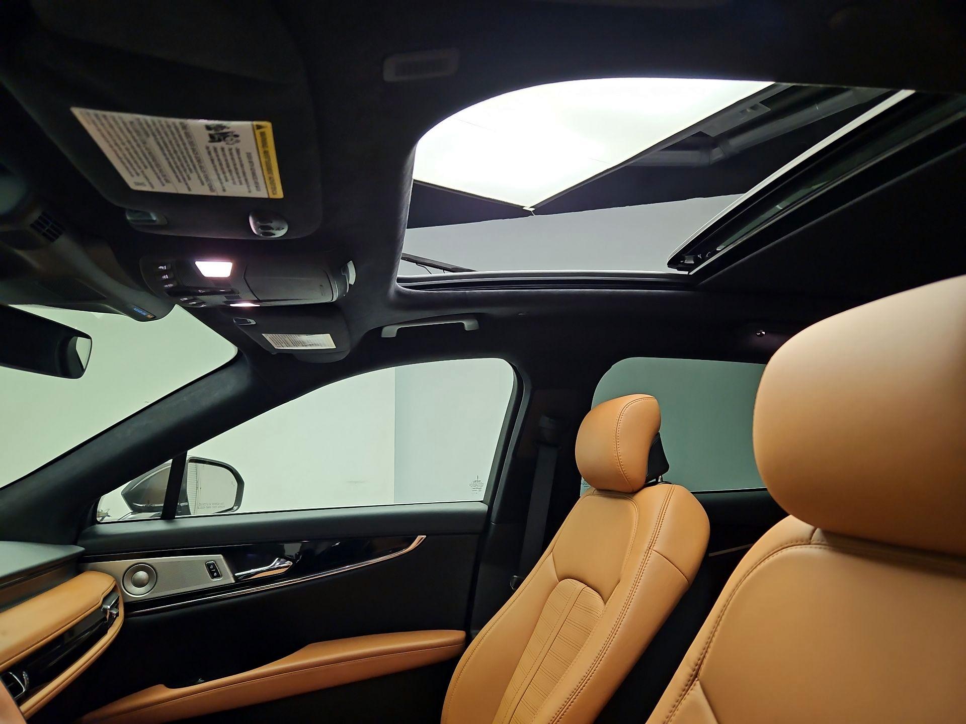 Thumbnail: 2023 Lincoln Nautilus - 20