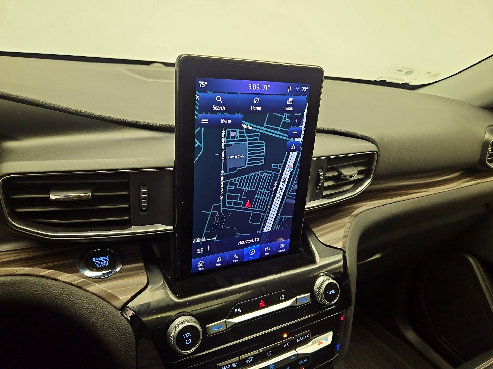 Thumbnail: 2022 Ford Explorer - 14