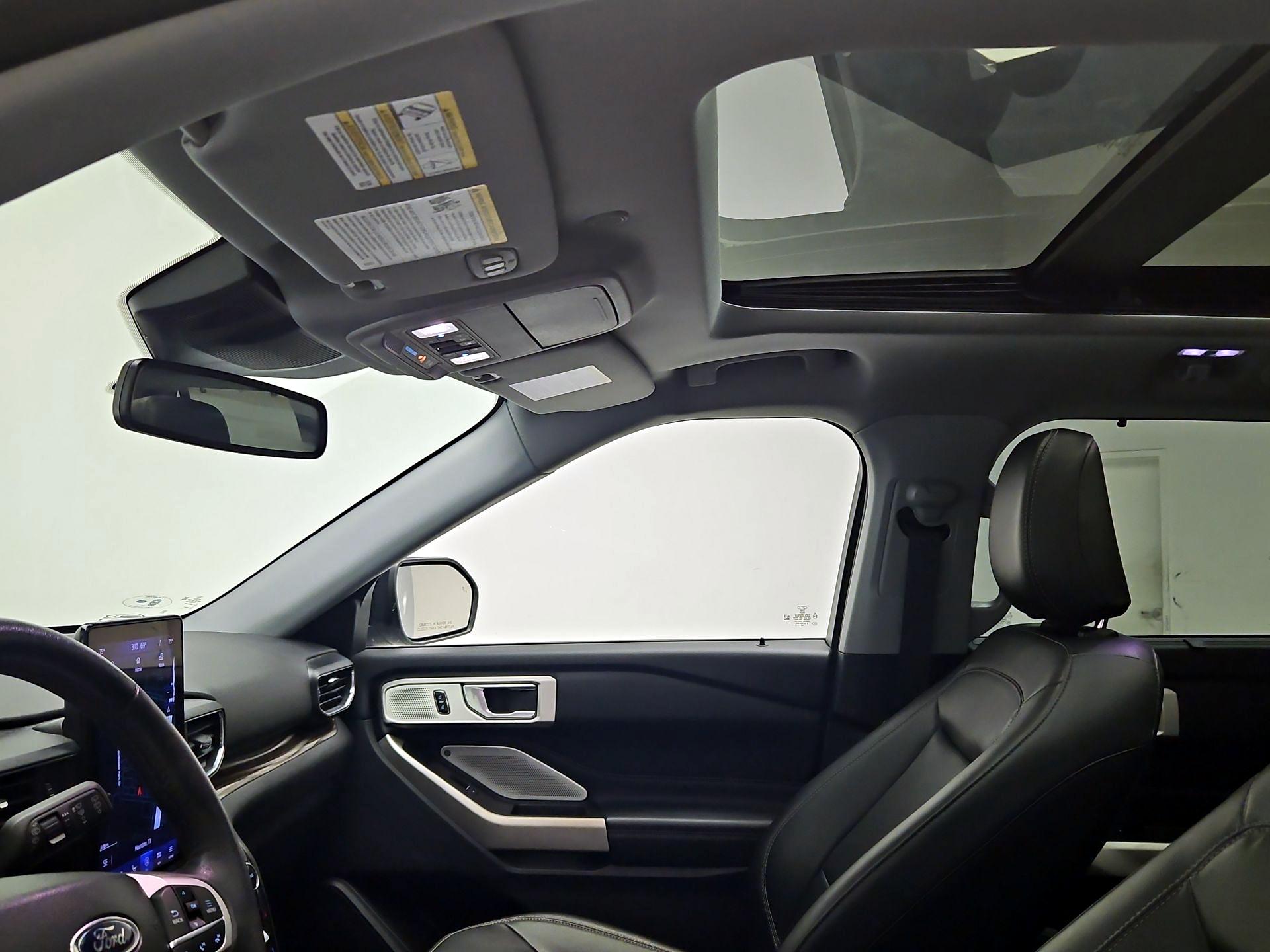 Thumbnail: 2022 Ford Explorer - 20