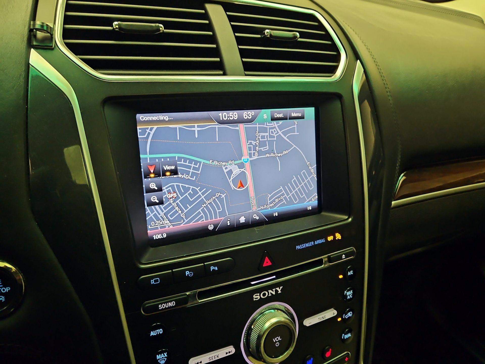 Thumbnail: 2016 Ford Explorer - 14