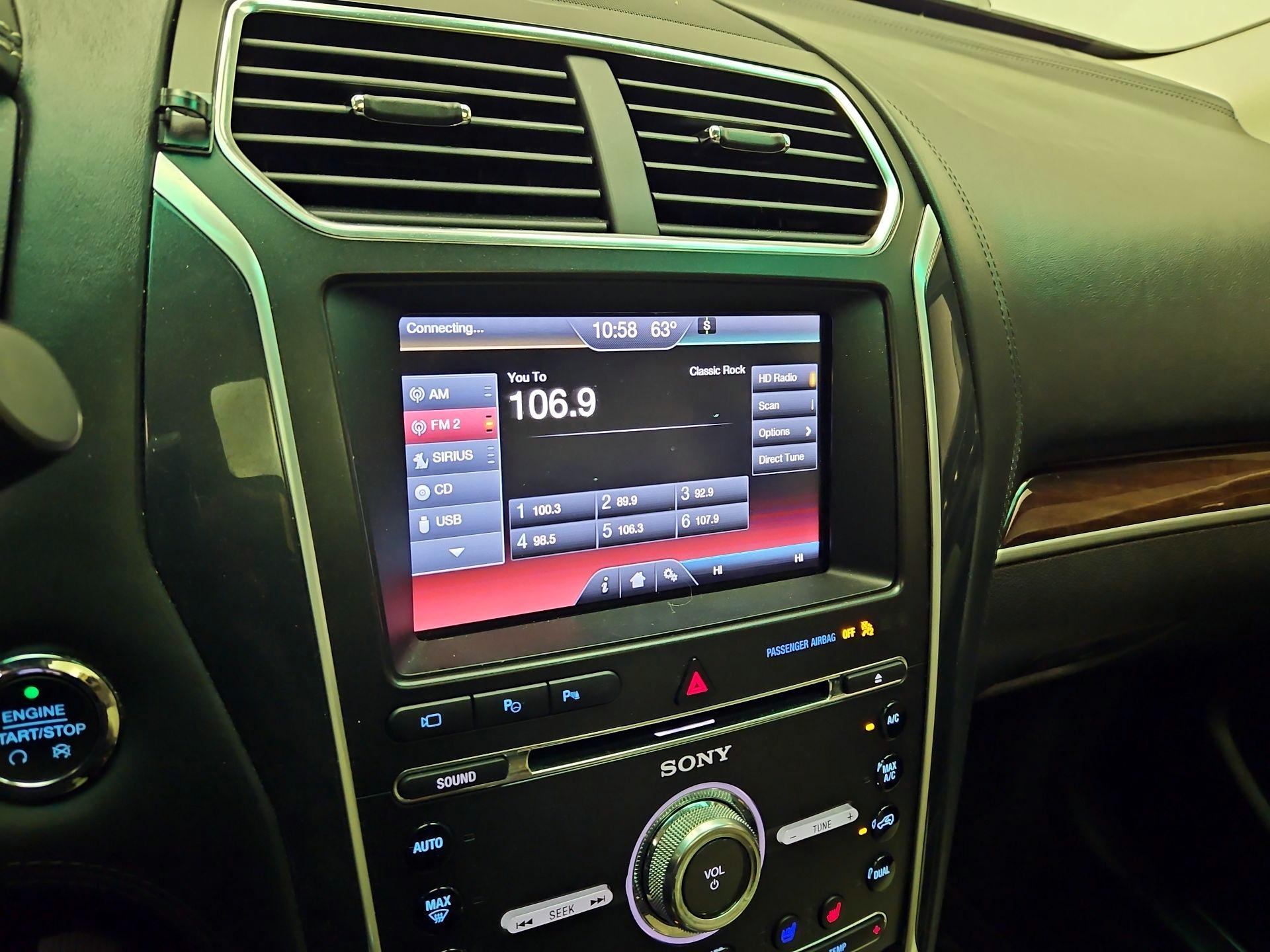 Thumbnail: 2016 Ford Explorer - 16