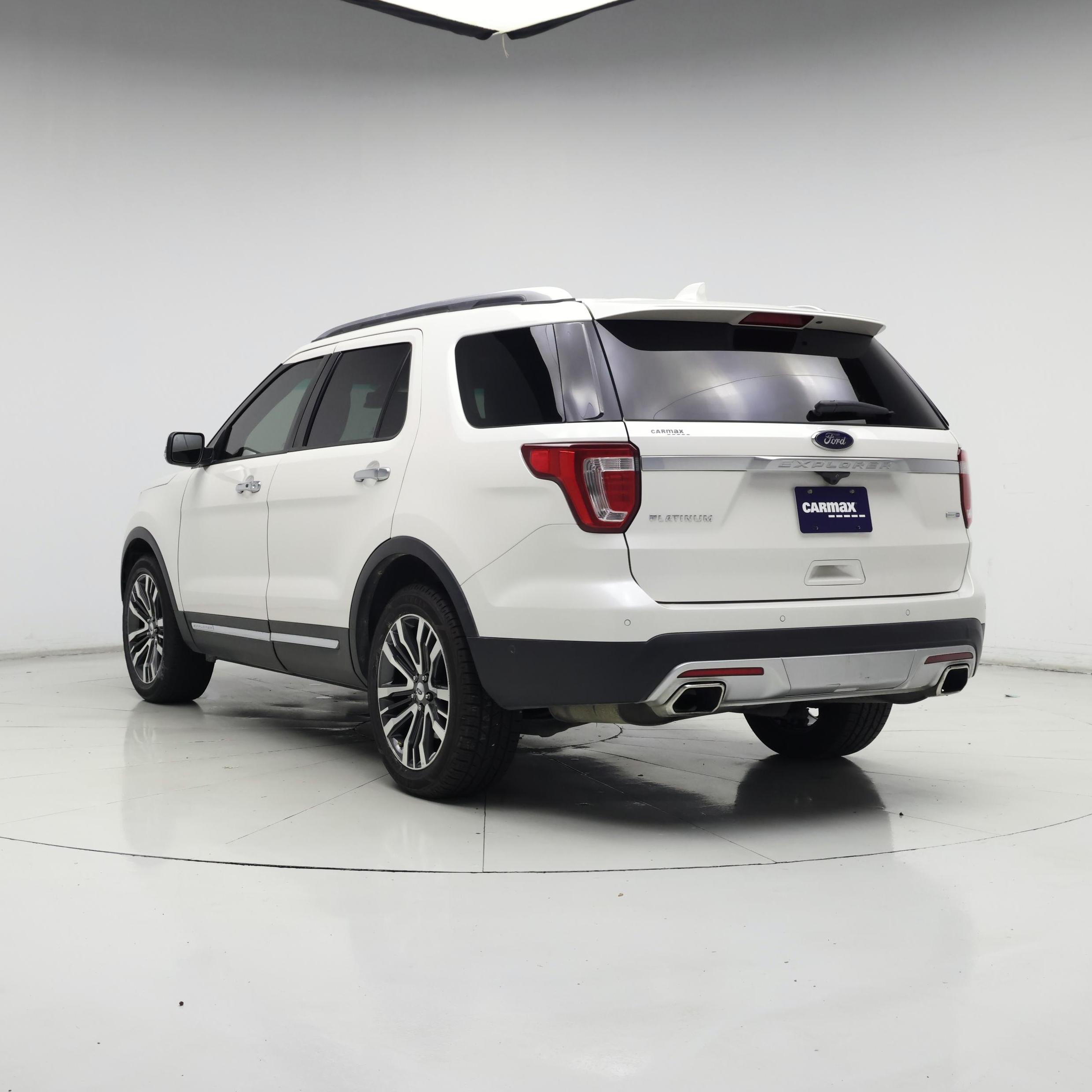 Thumbnail: 2016 Ford Explorer - 2