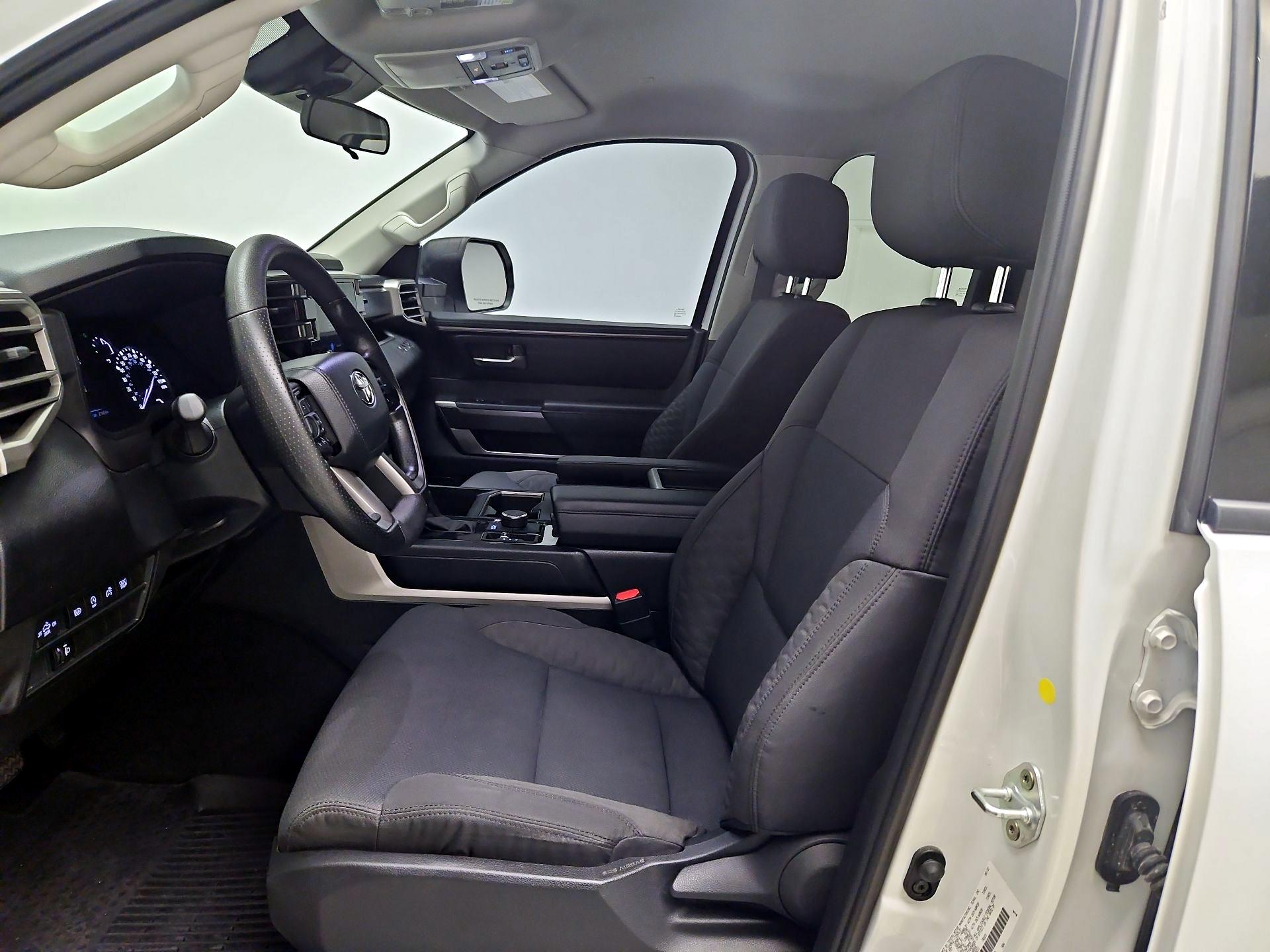 Thumbnail: 2022 Toyota Tundra - 11