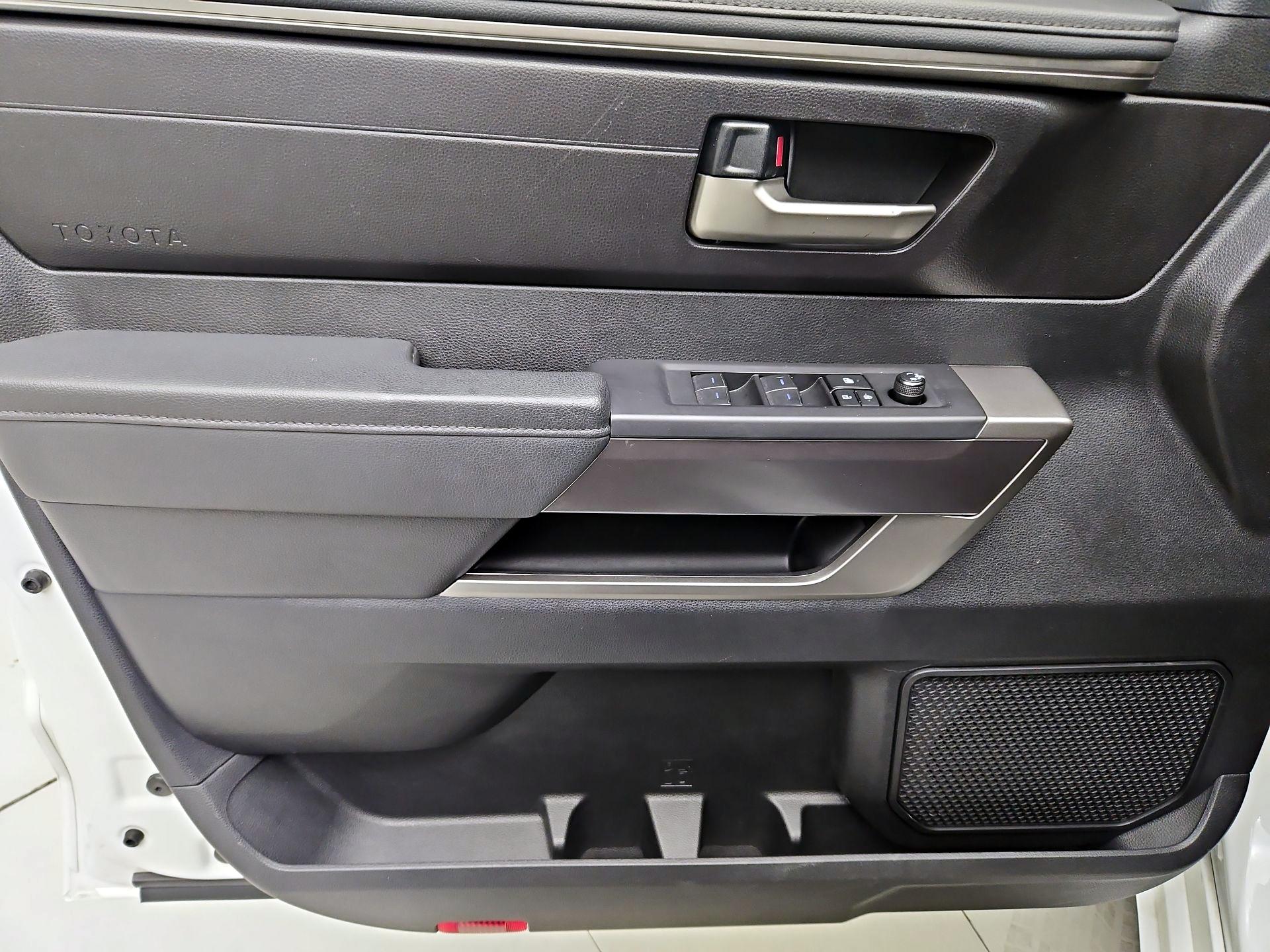 Thumbnail: 2022 Toyota Tundra - 12