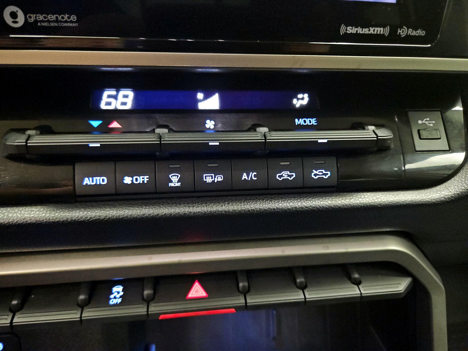 Thumbnail: 2022 Toyota Tundra - 16