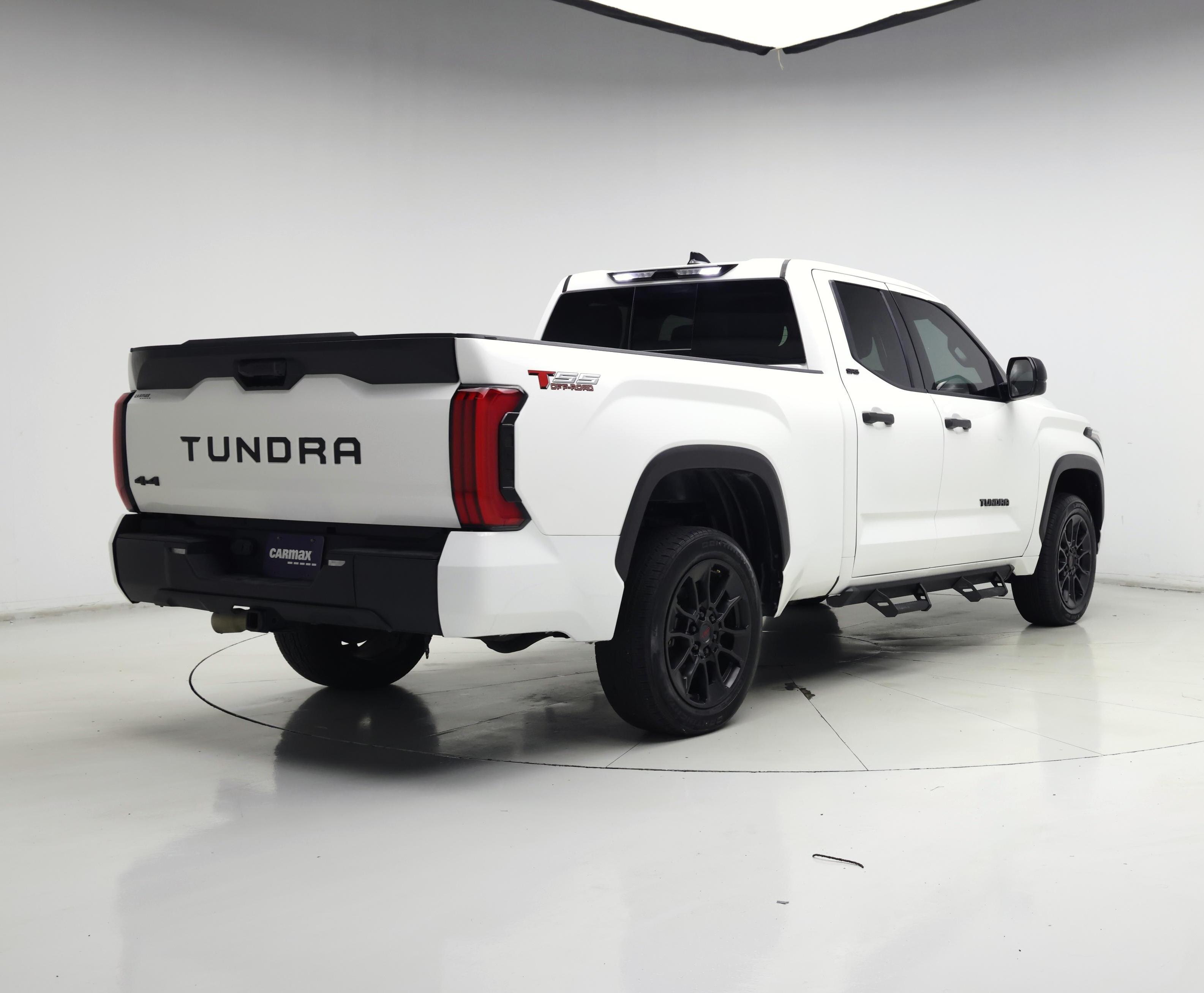 Thumbnail: 2022 Toyota Tundra - 8