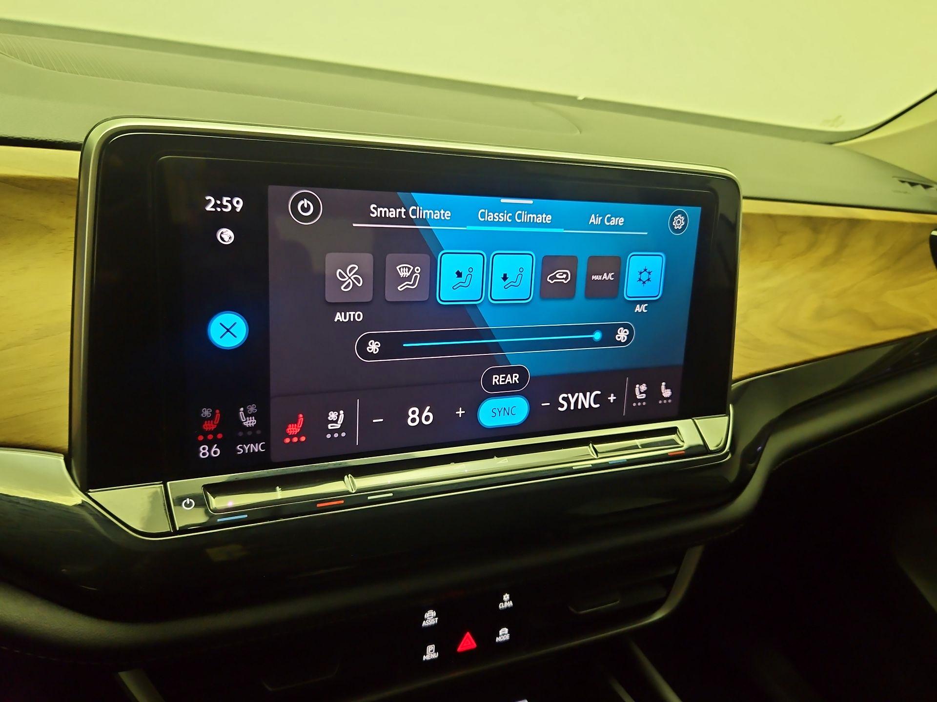 Thumbnail: 2024 Volkswagen Atlas - 16