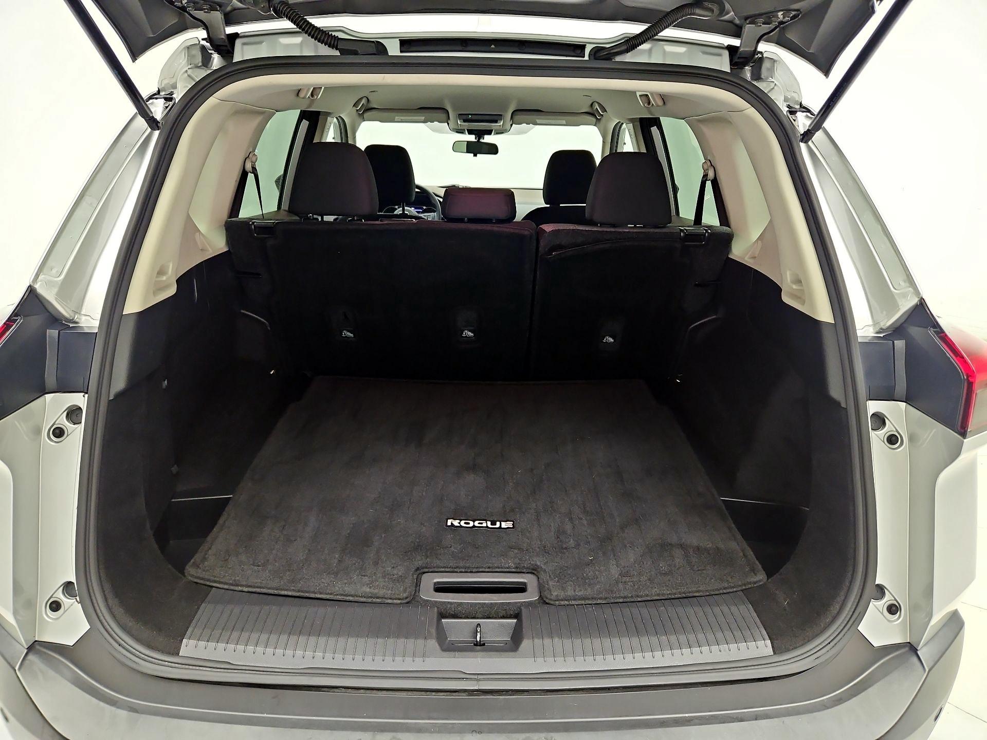 Thumbnail: 2023 Nissan Rogue - 18