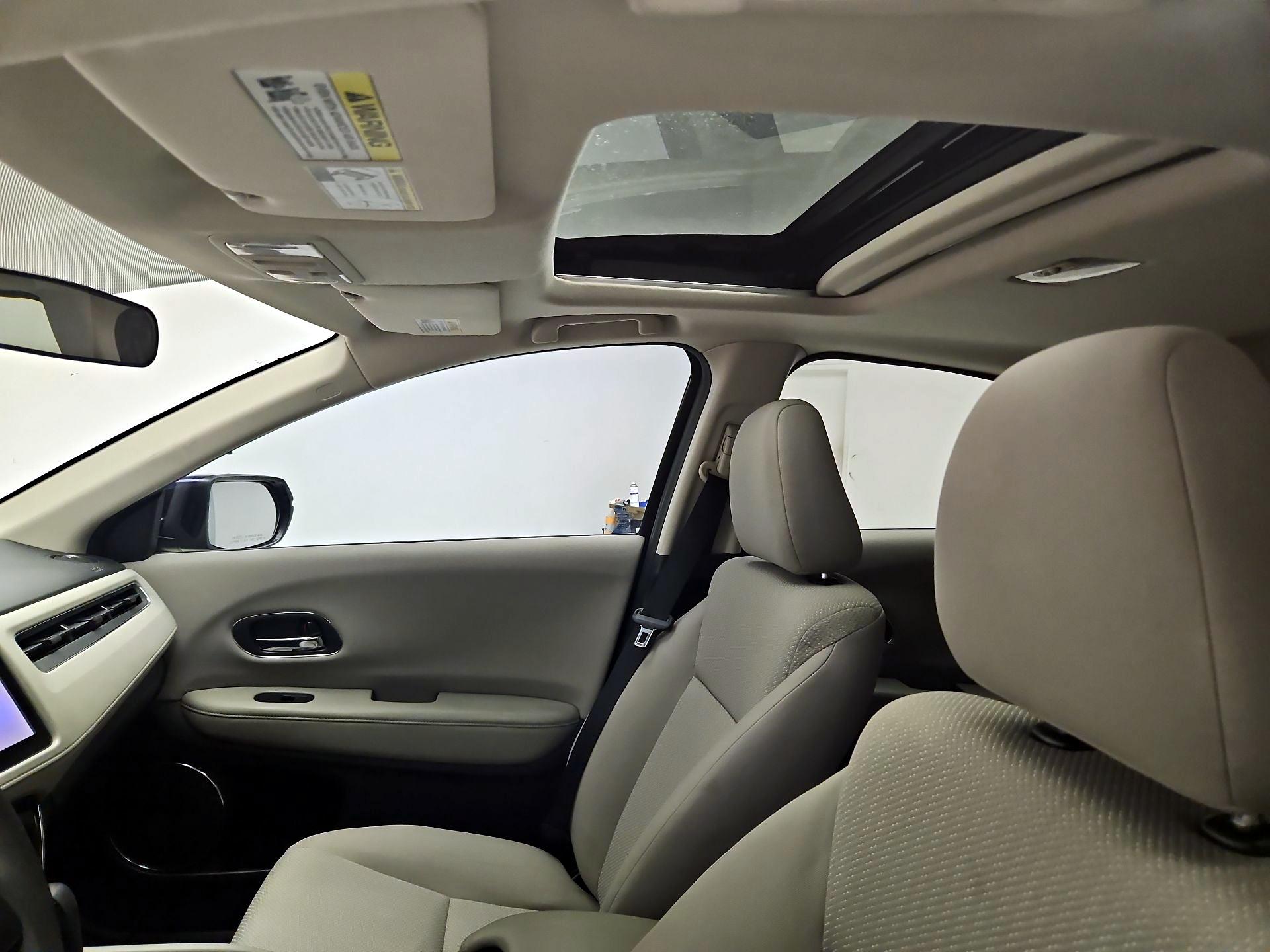 Thumbnail: 2017 Honda HR-V - 18