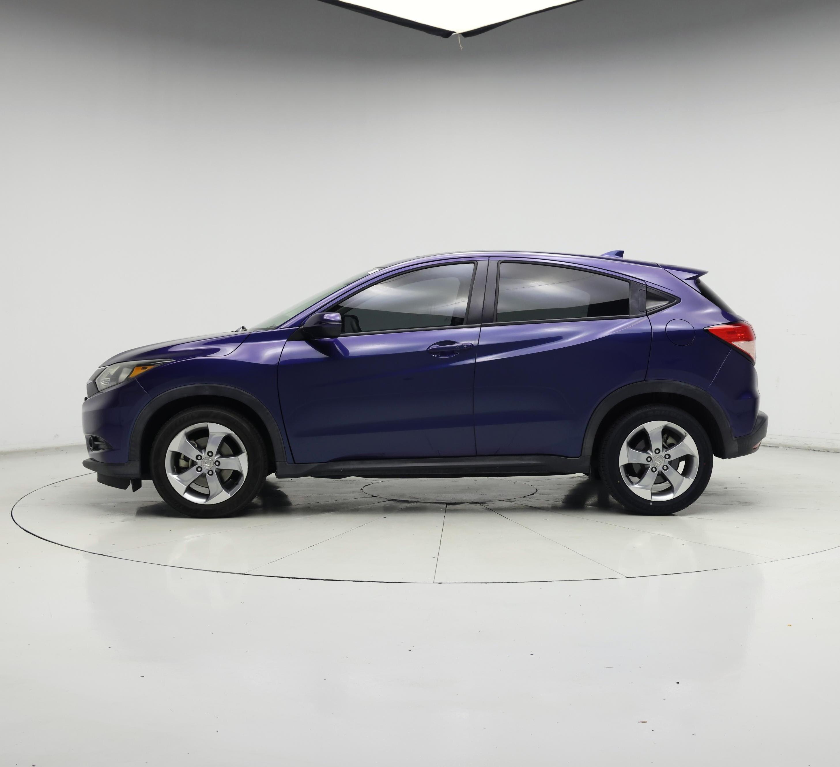 Thumbnail: 2017 Honda HR-V - 3