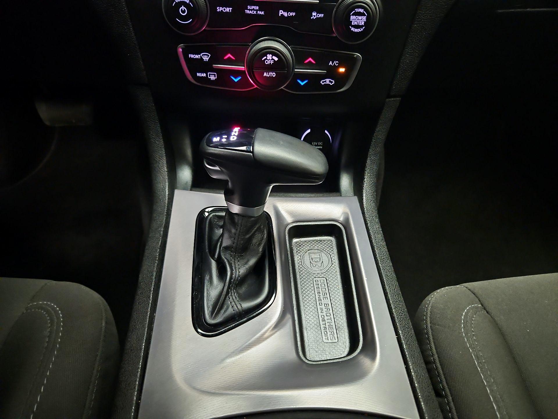 Thumbnail: 2021 Dodge Charger - 16