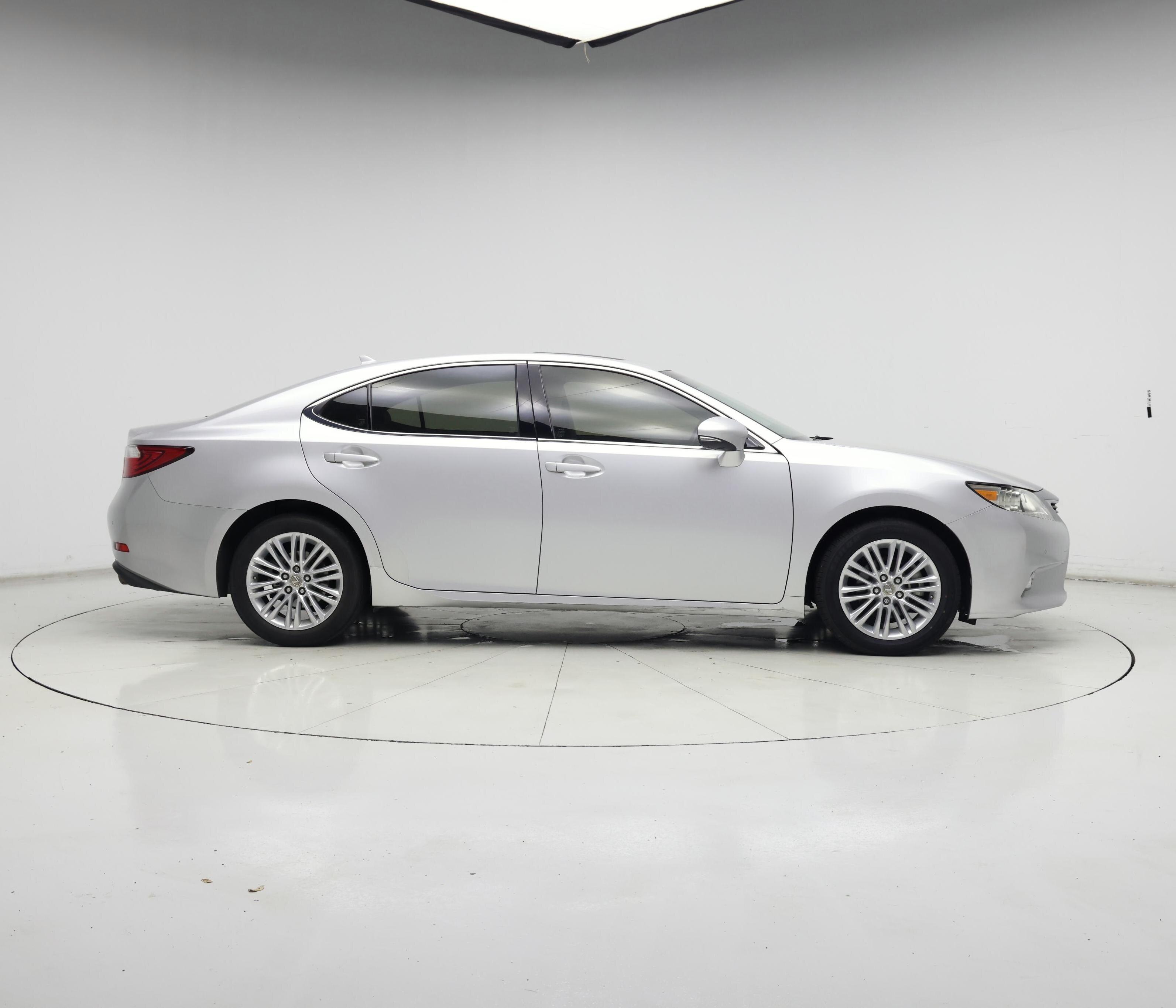 Thumbnail: 2014 Lexus ES - 7