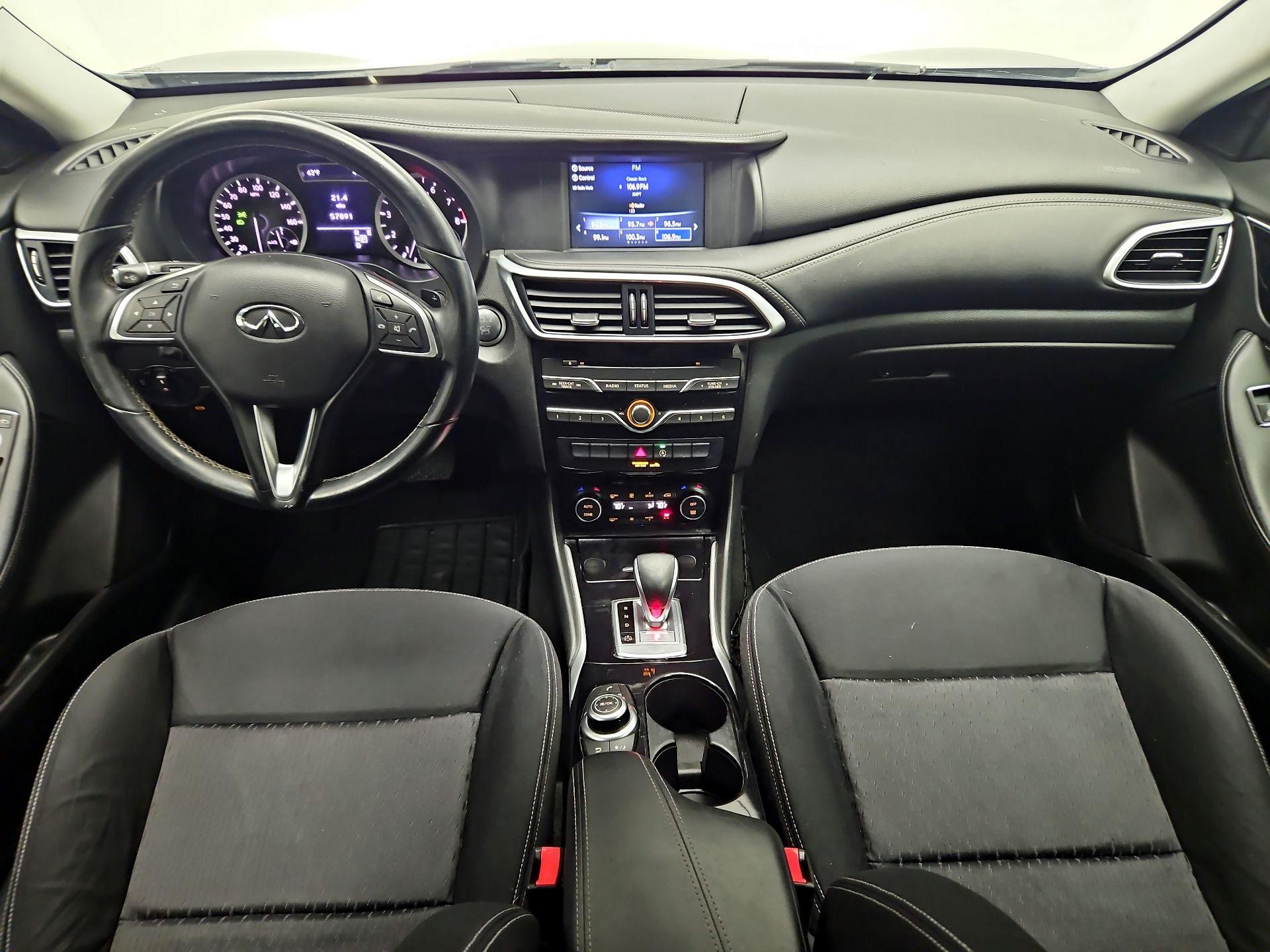 Thumbnail: 2018 INFINITI QX30 - 9