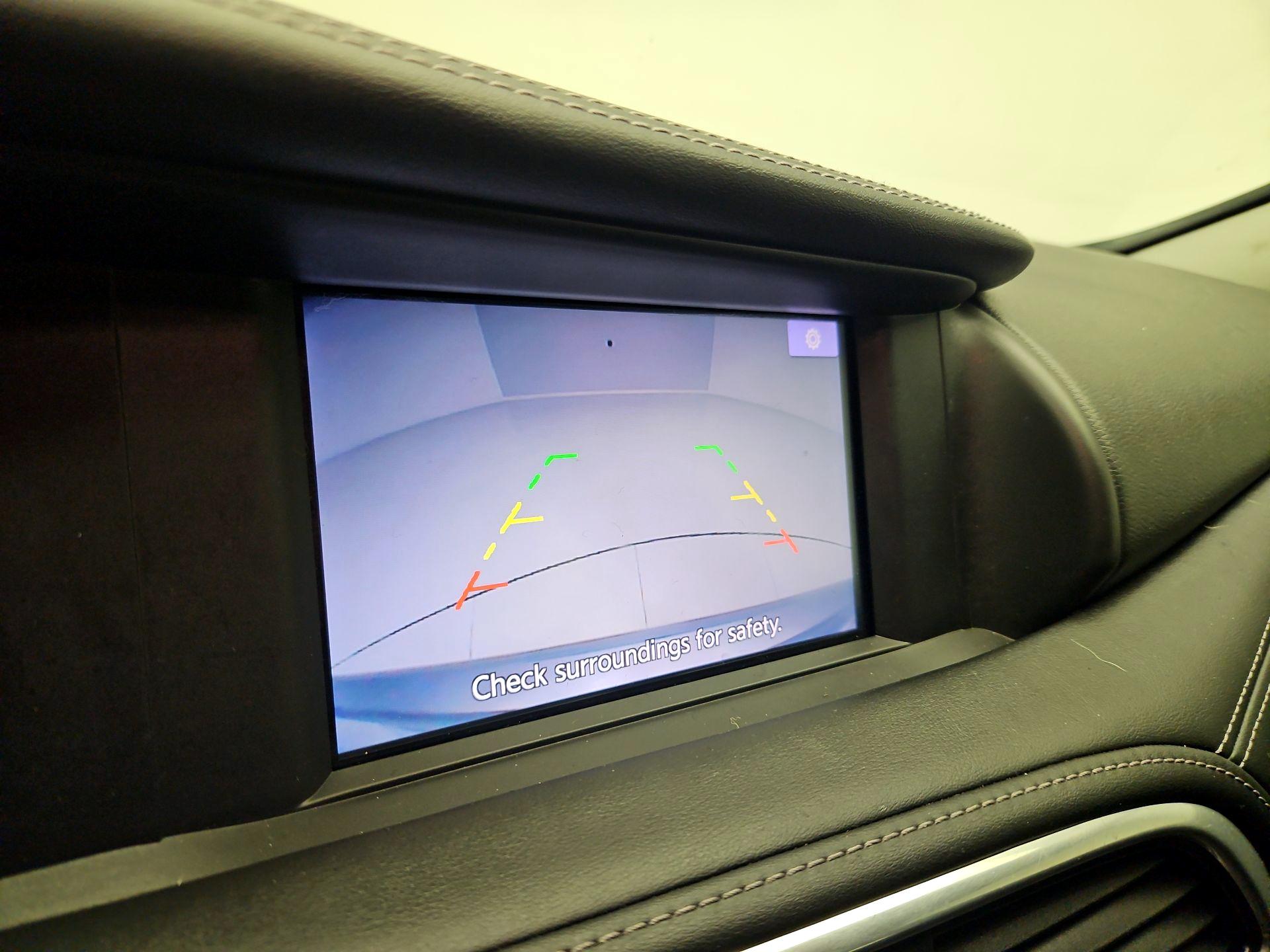 Thumbnail: 2018 INFINITI QX30 - 14