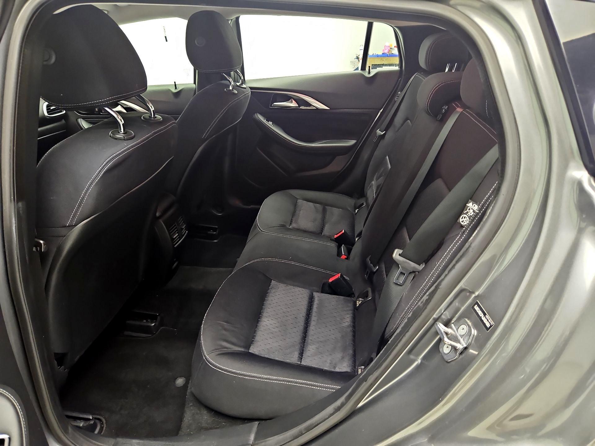 Thumbnail: 2018 INFINITI QX30 - 19