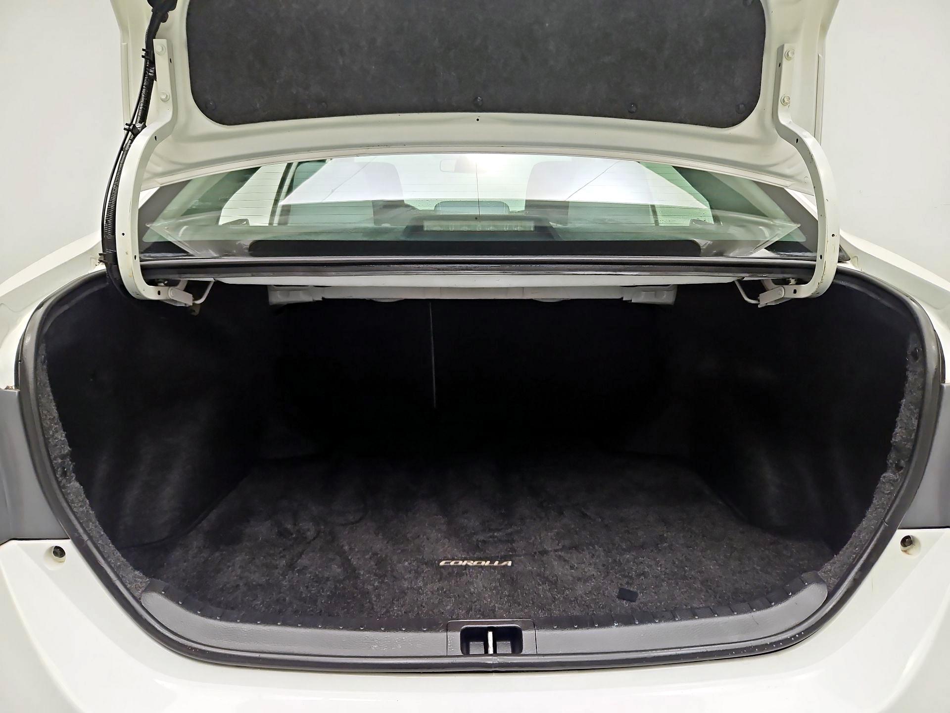 Thumbnail: 2015 Toyota Corolla - 20