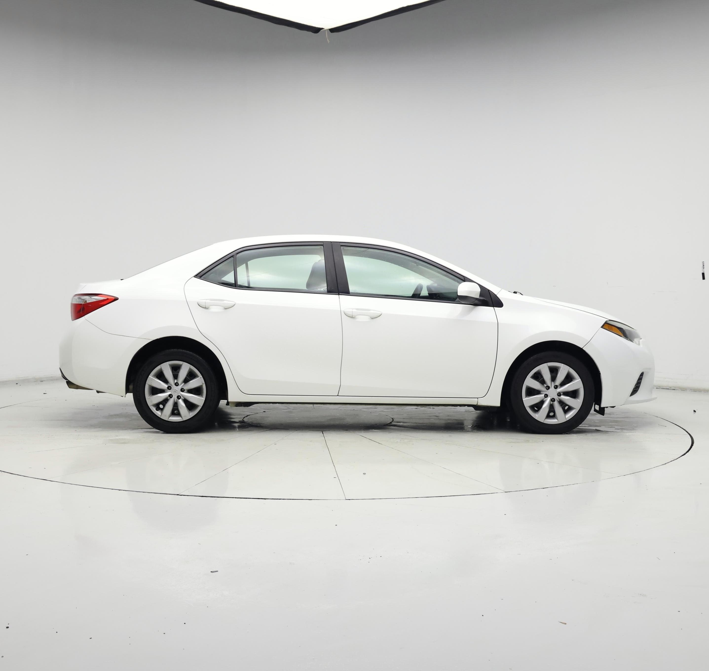 Thumbnail: 2015 Toyota Corolla - 7