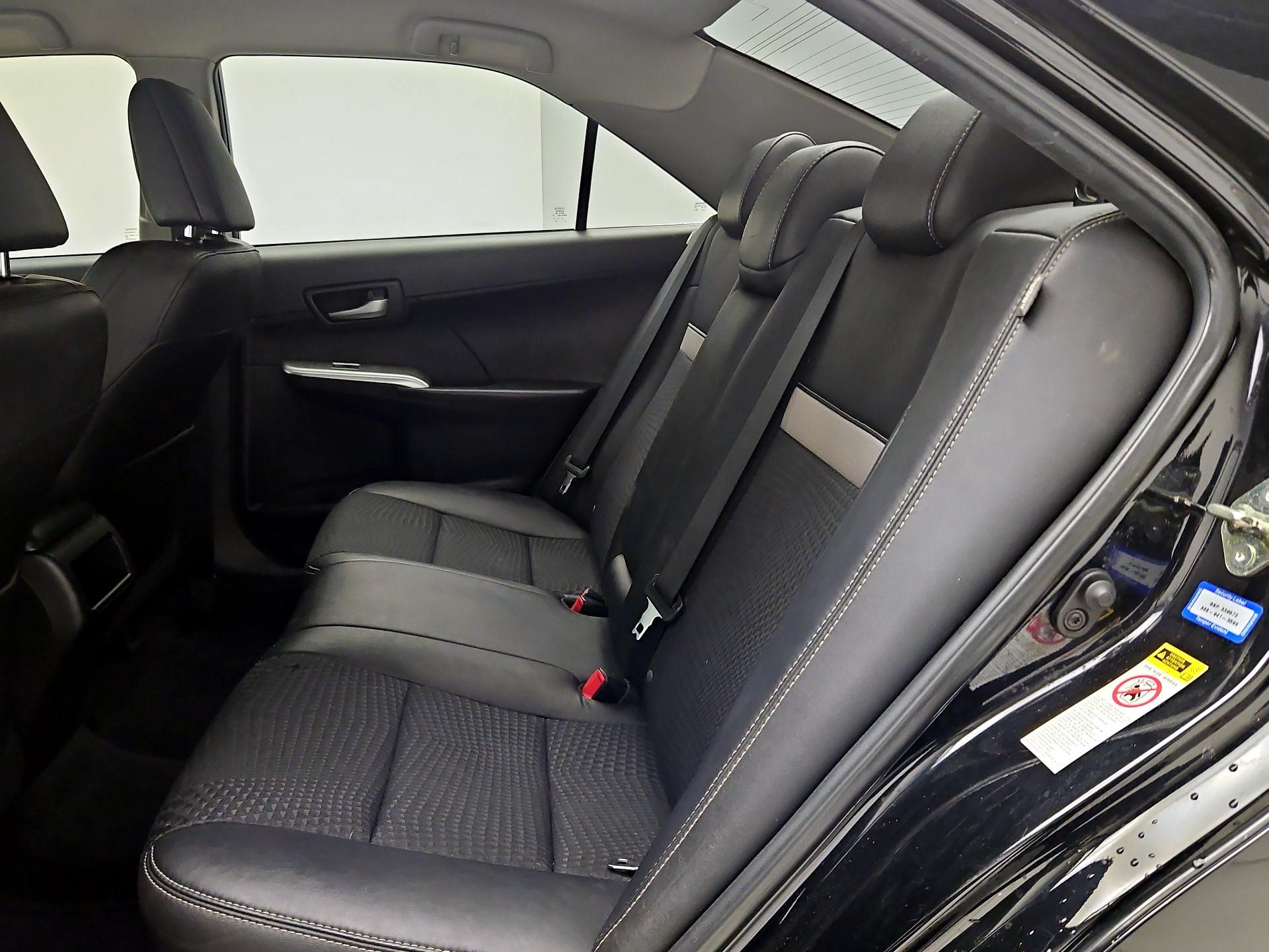 Thumbnail: 2014 Toyota Camry - 17