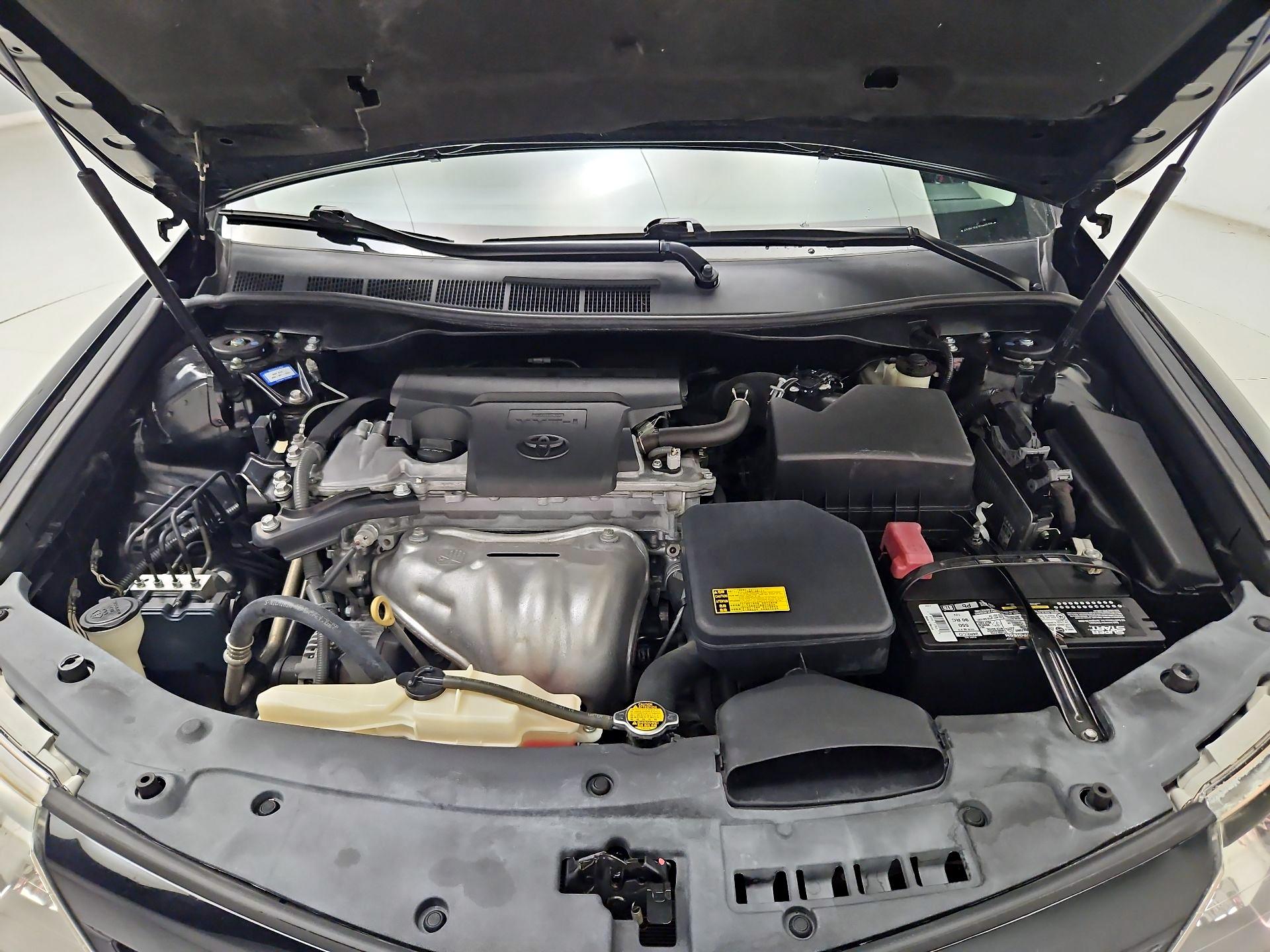 Thumbnail: 2014 Toyota Camry - 19