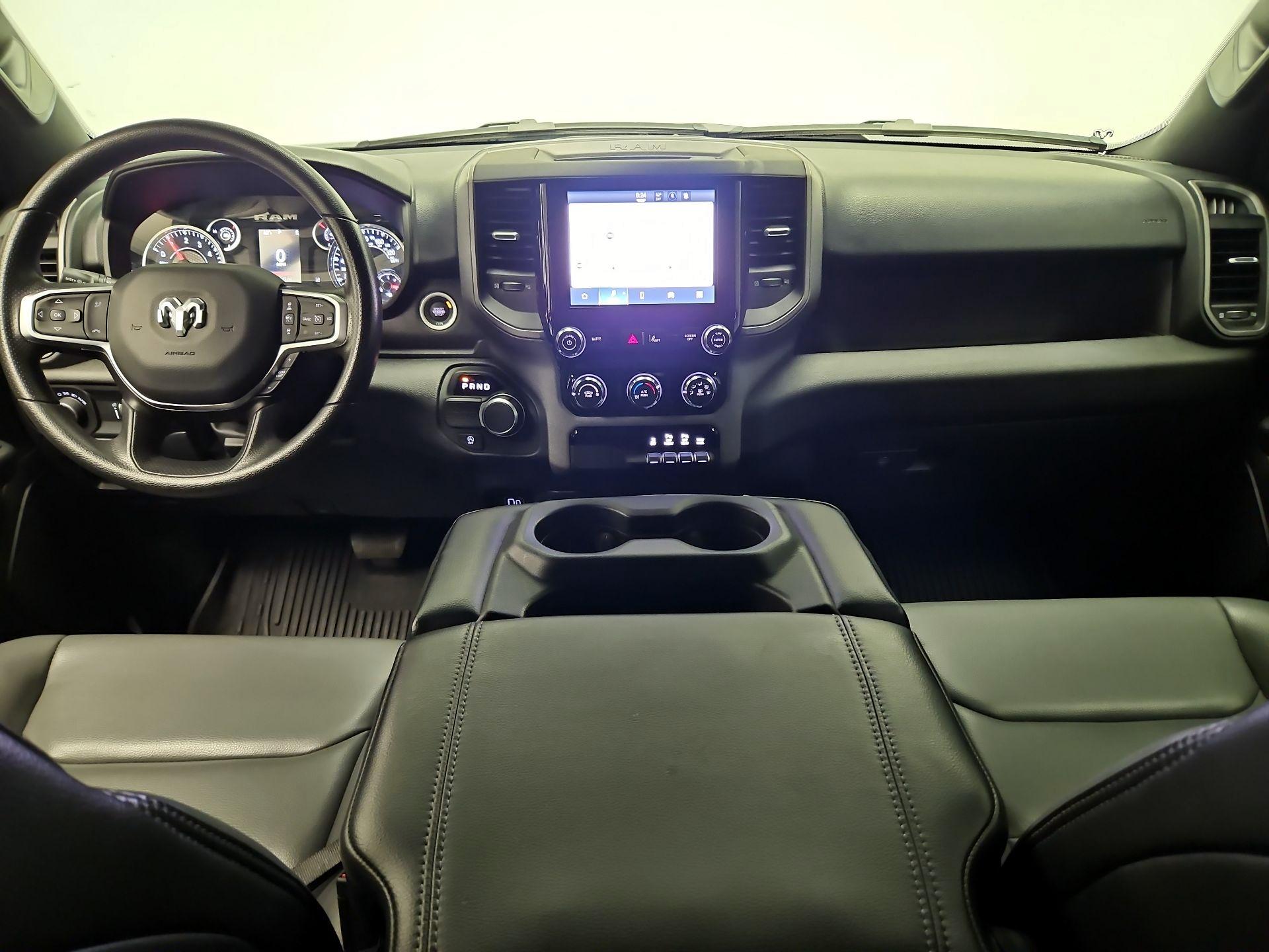 Thumbnail: 2025 RAM 1500 - 9