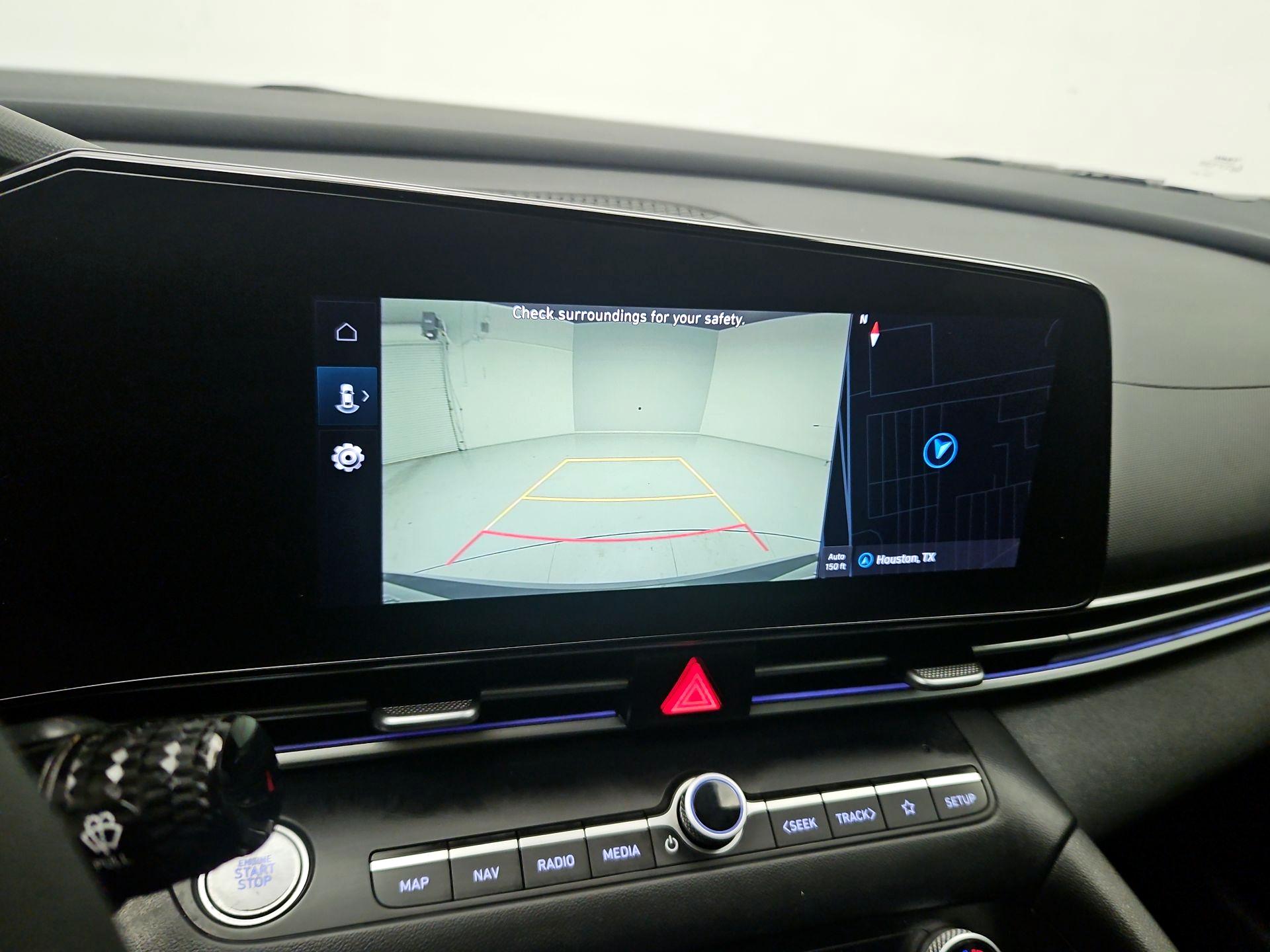 Thumbnail: 2024 Hyundai Elantra - 15