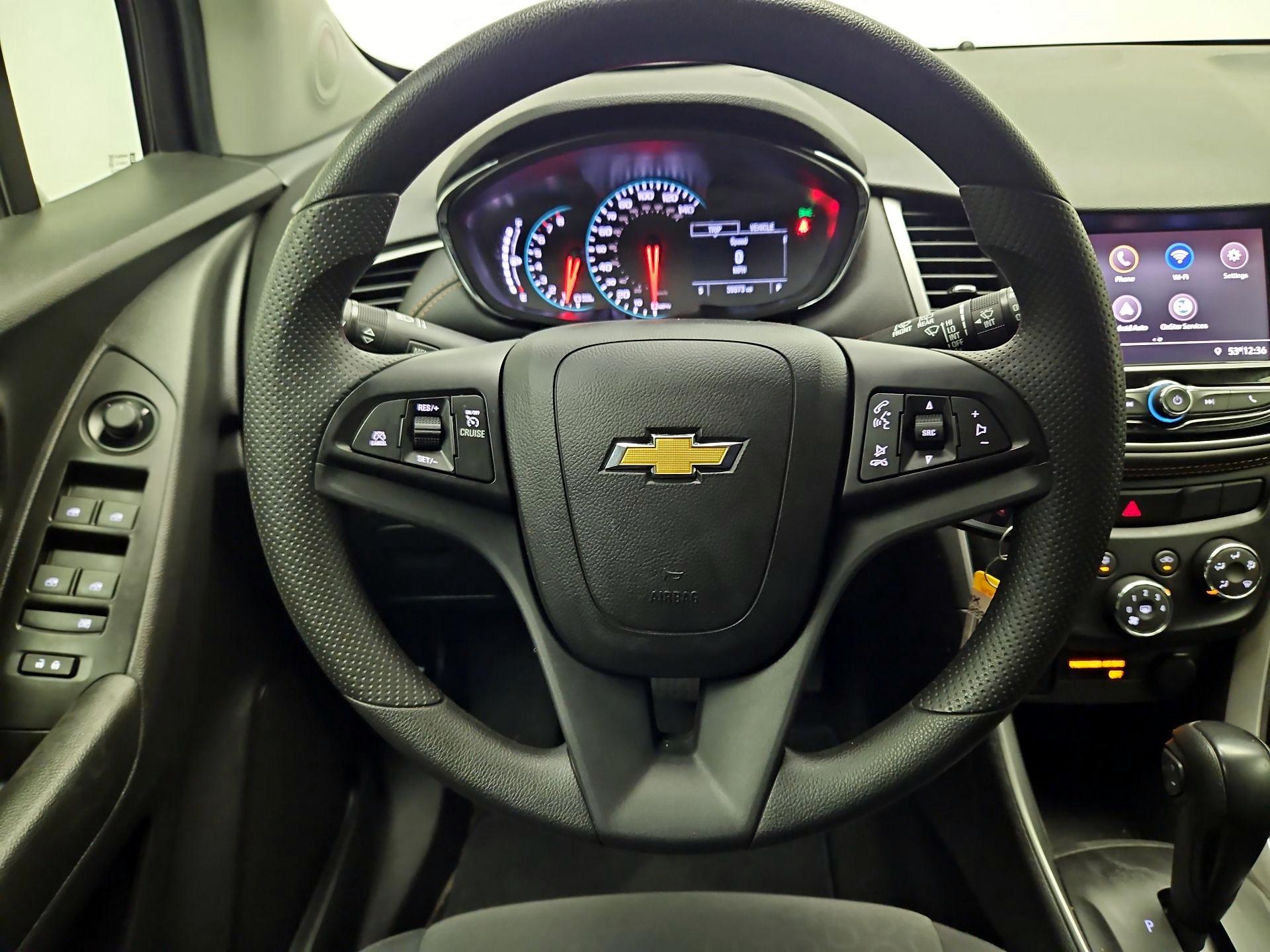 Thumbnail: 2022 Chevrolet Trax - 10