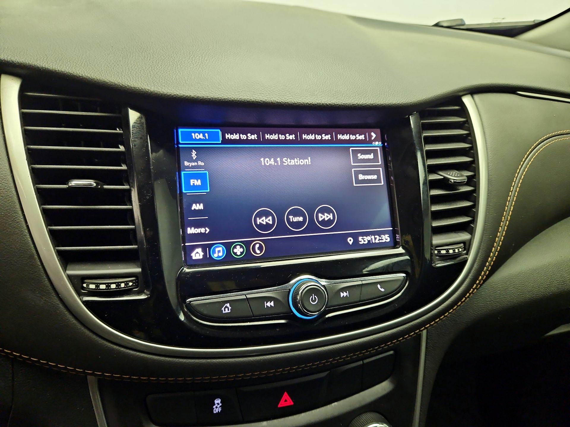 Thumbnail: 2022 Chevrolet Trax - 15