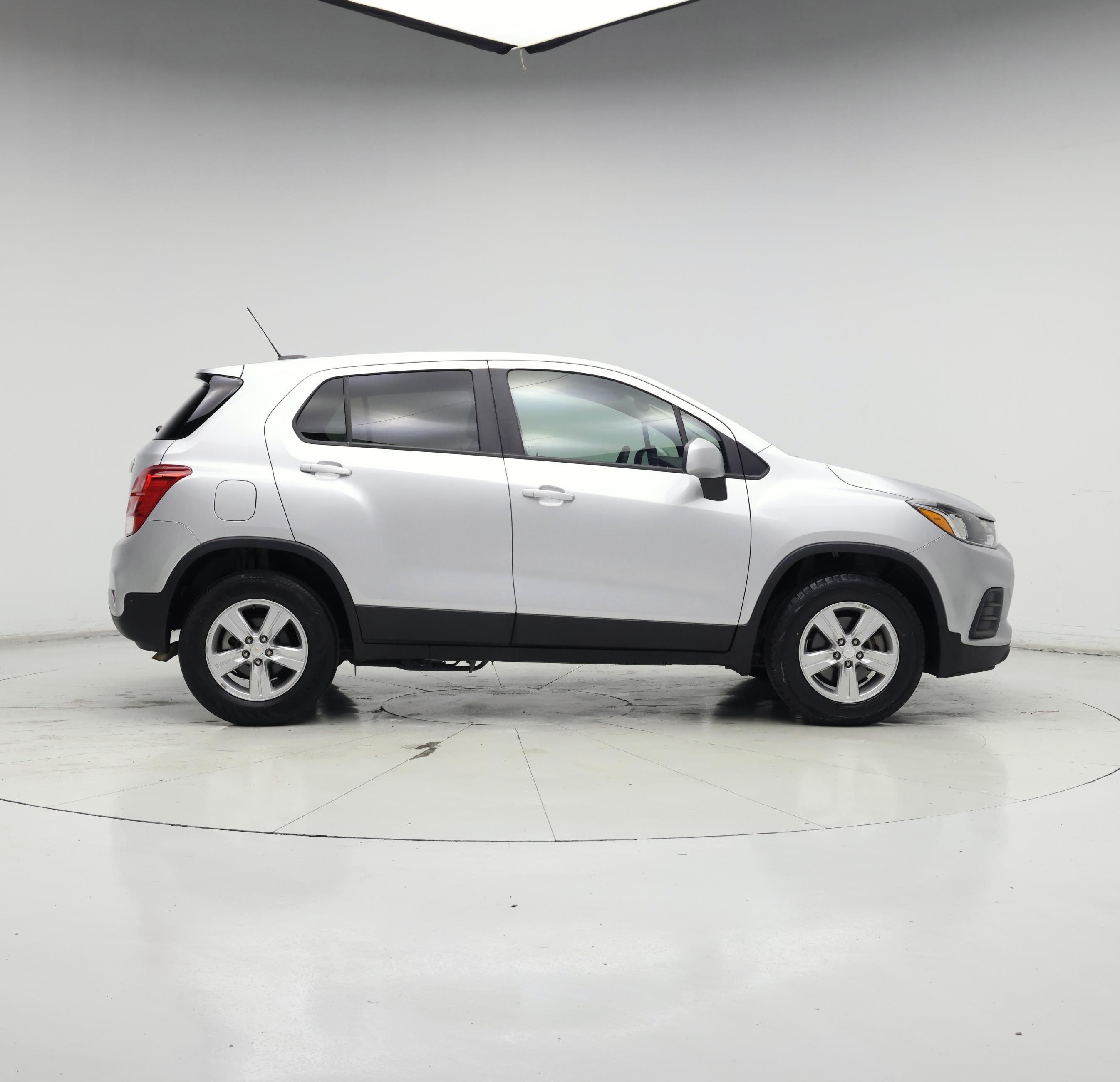 Thumbnail: 2022 Chevrolet Trax - 7