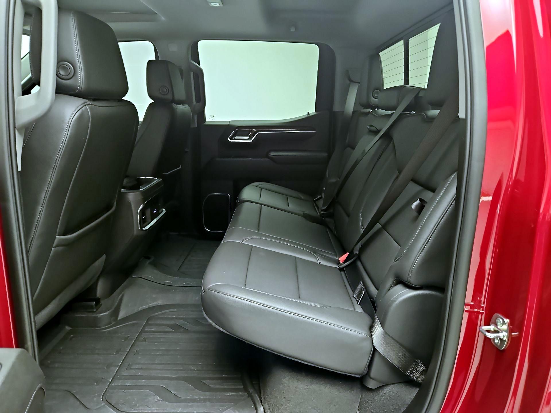 Thumbnail: 2024 GMC Sierra 1500 - 17