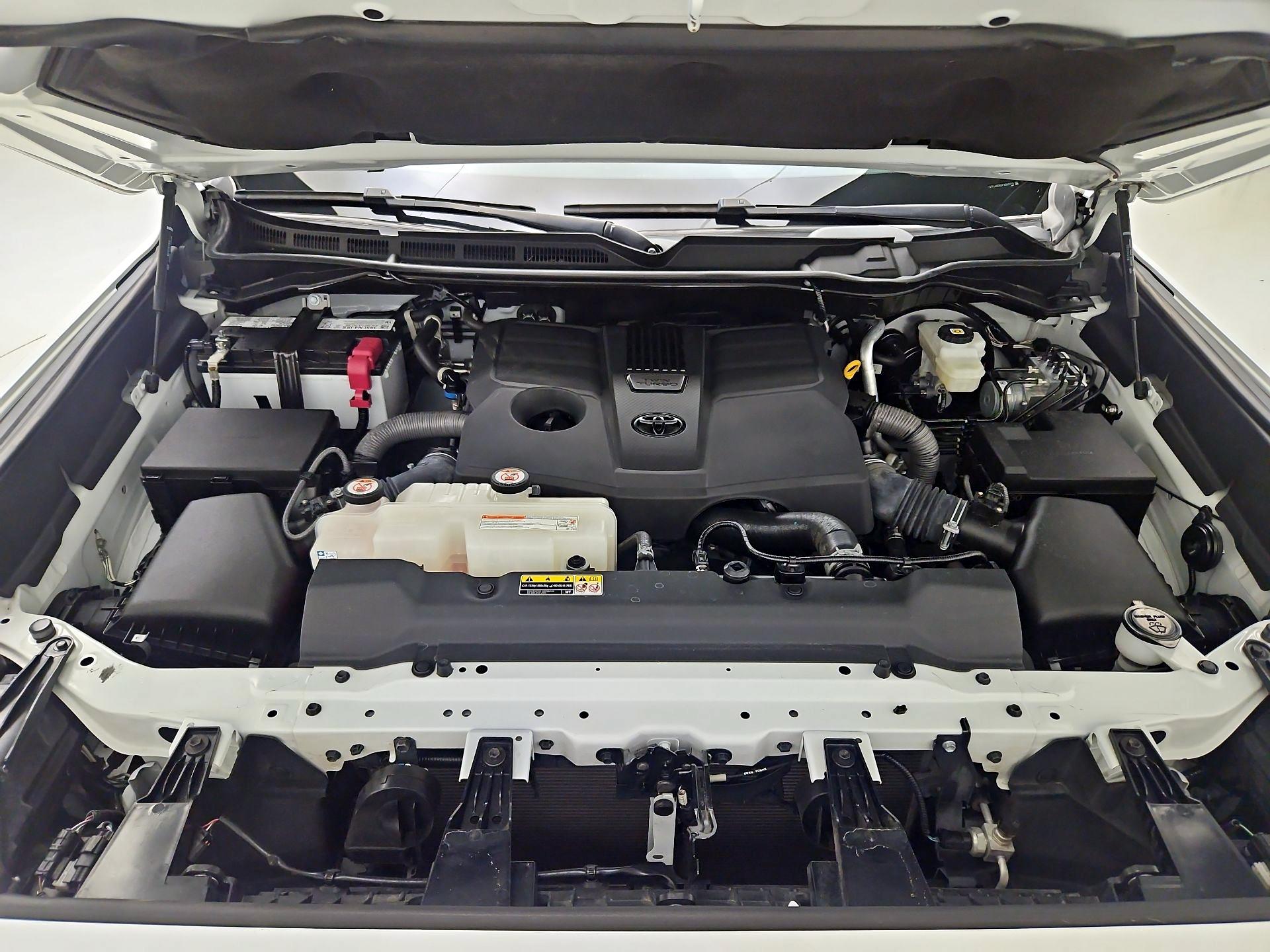 Thumbnail: 2023 Toyota Tundra - 19