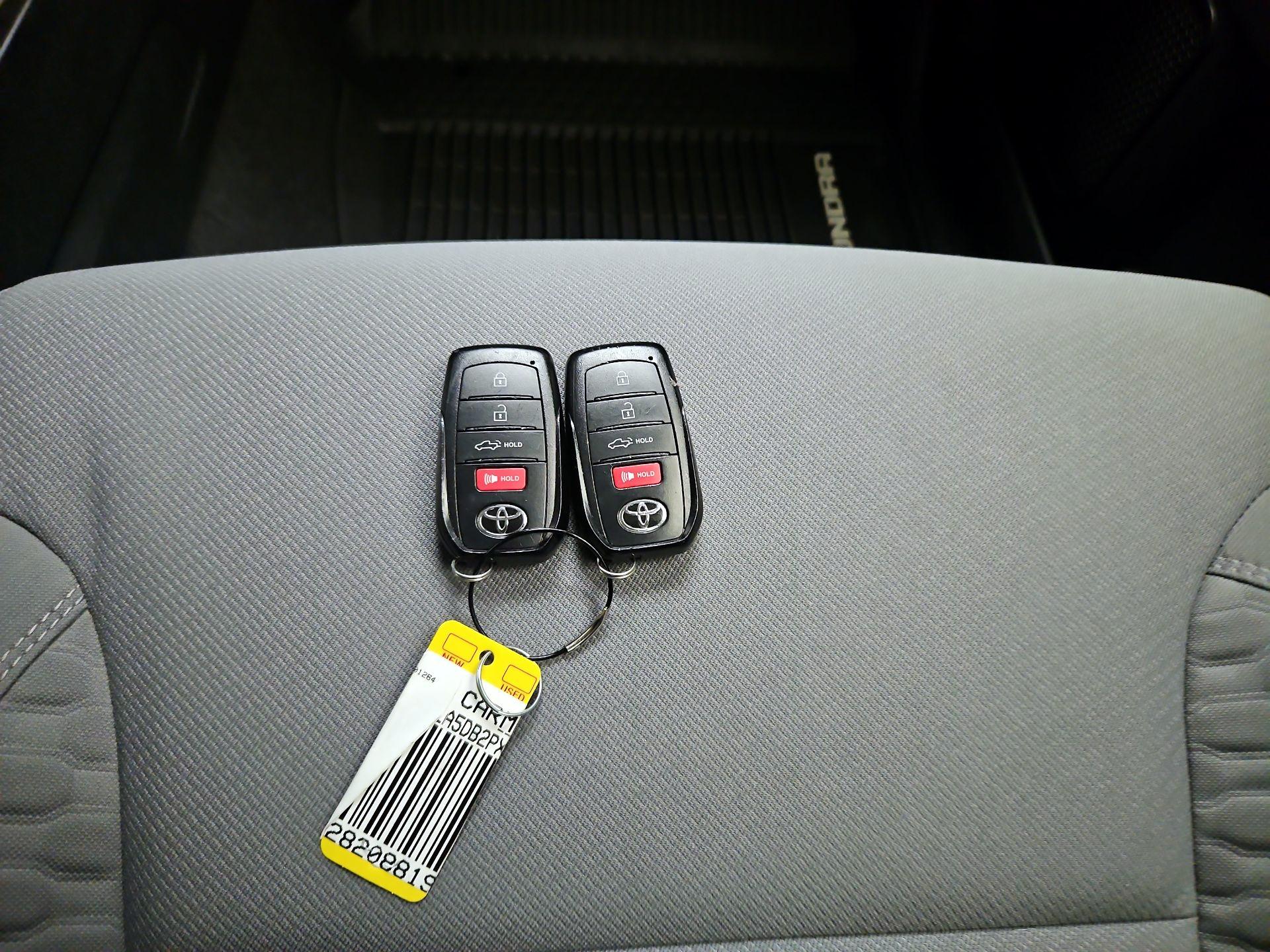 Thumbnail: 2023 Toyota Tundra - 20