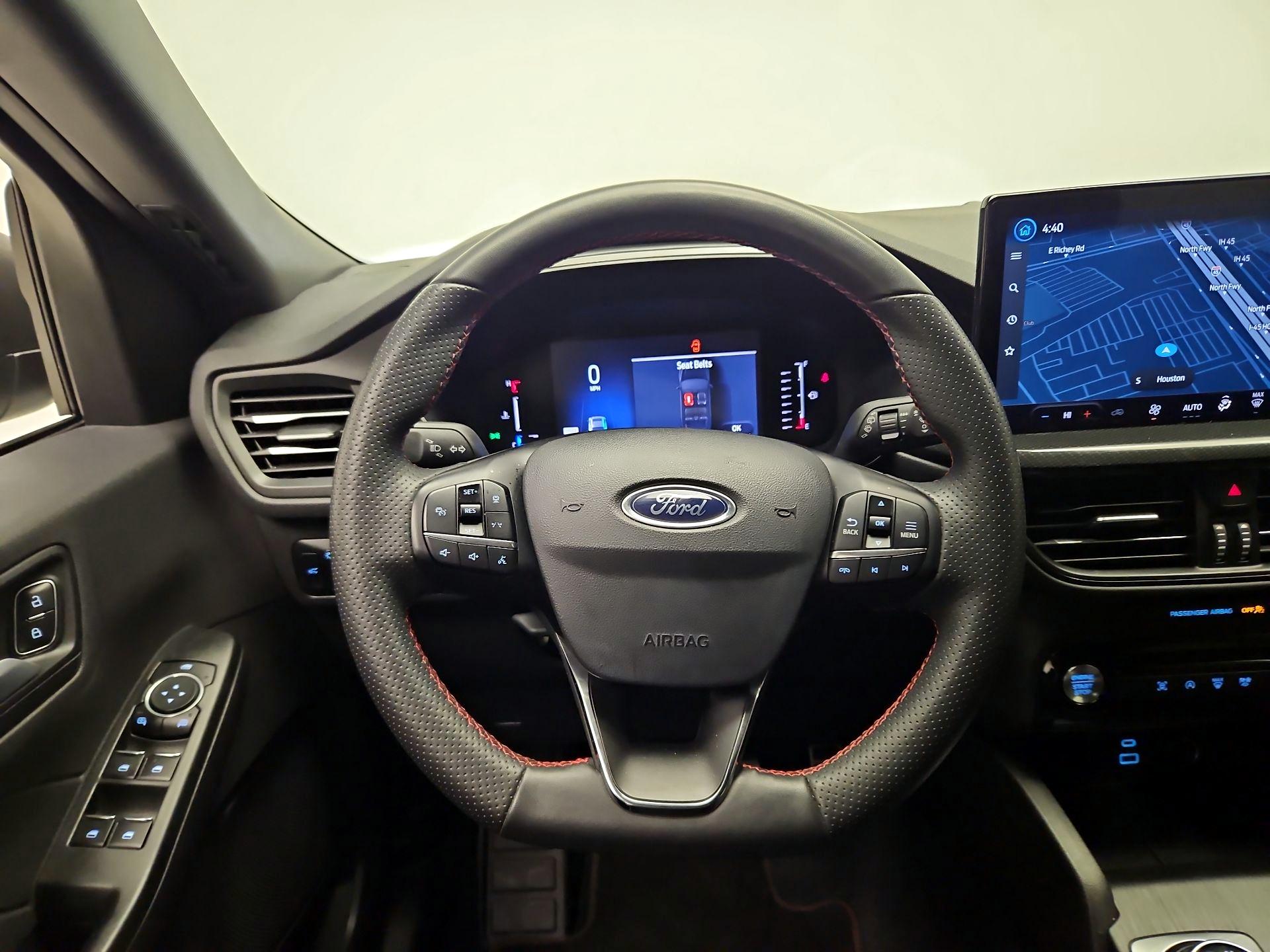 Thumbnail: 2023 Ford Escape - 10