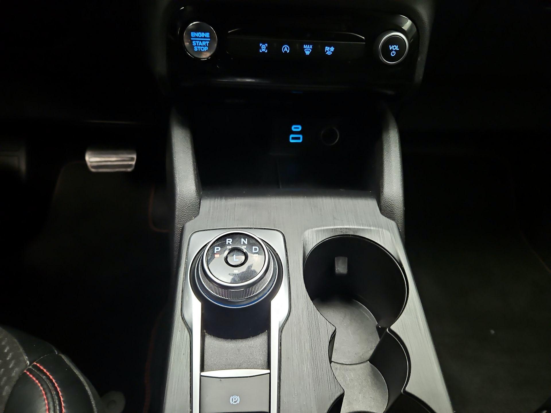 Thumbnail: 2023 Ford Escape - 17