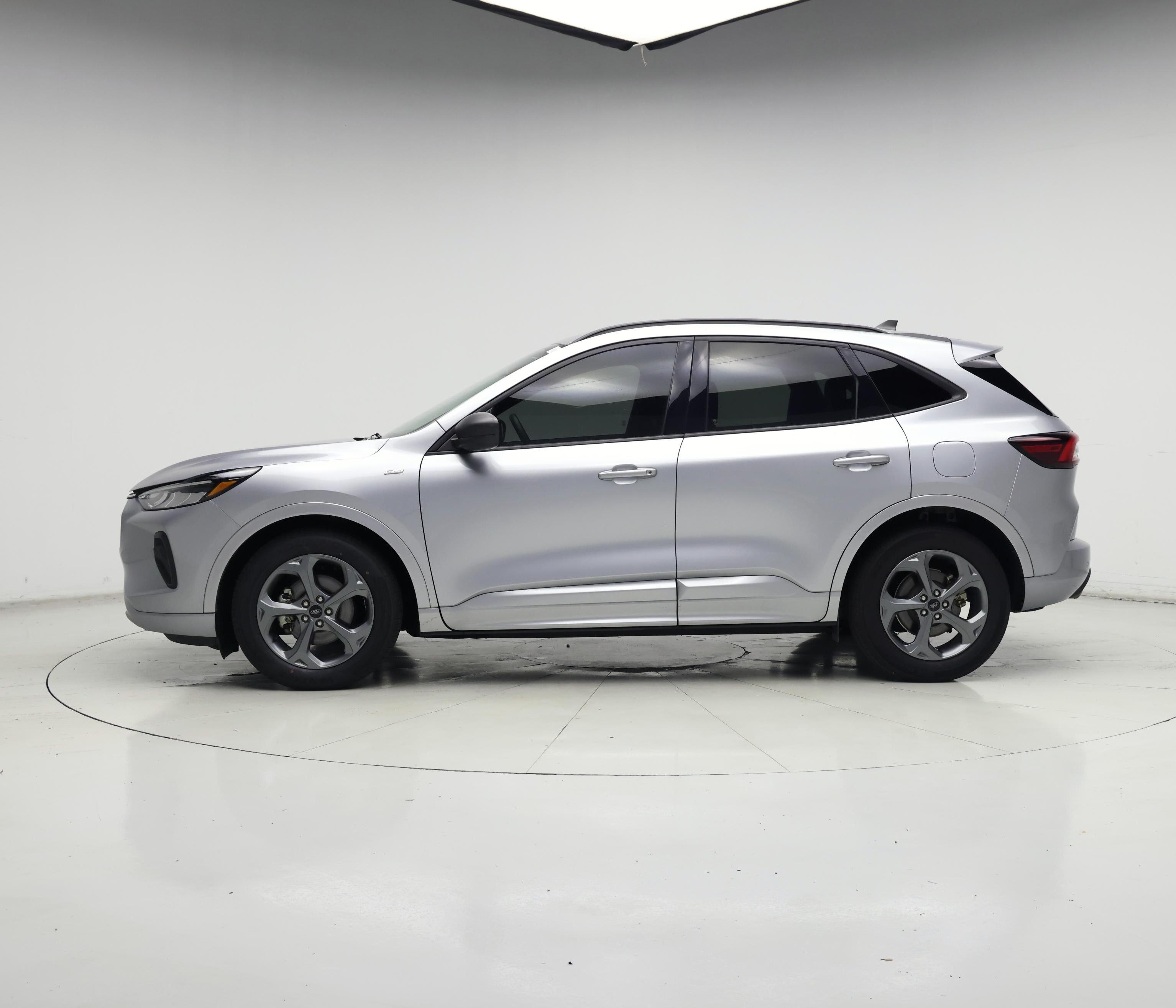 Thumbnail: 2023 Ford Escape - 3