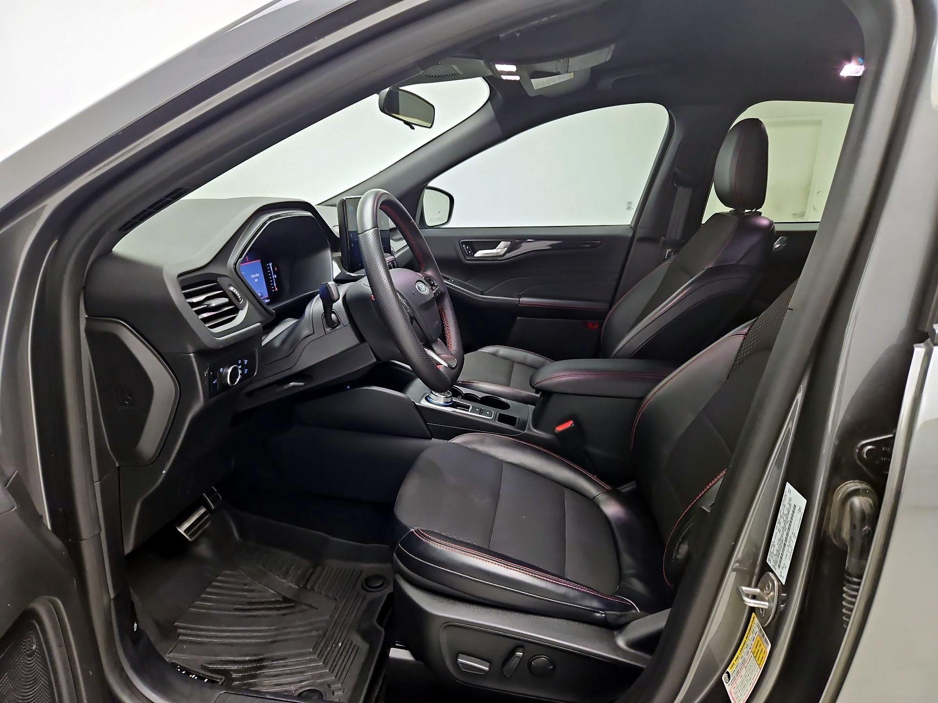 Thumbnail: 2023 Ford Escape - 11