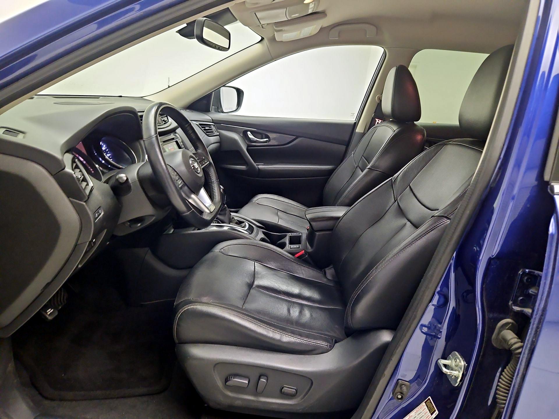 Thumbnail: 2018 Nissan Rogue - 11